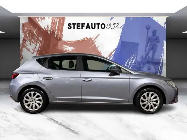 Seat Leon view 3