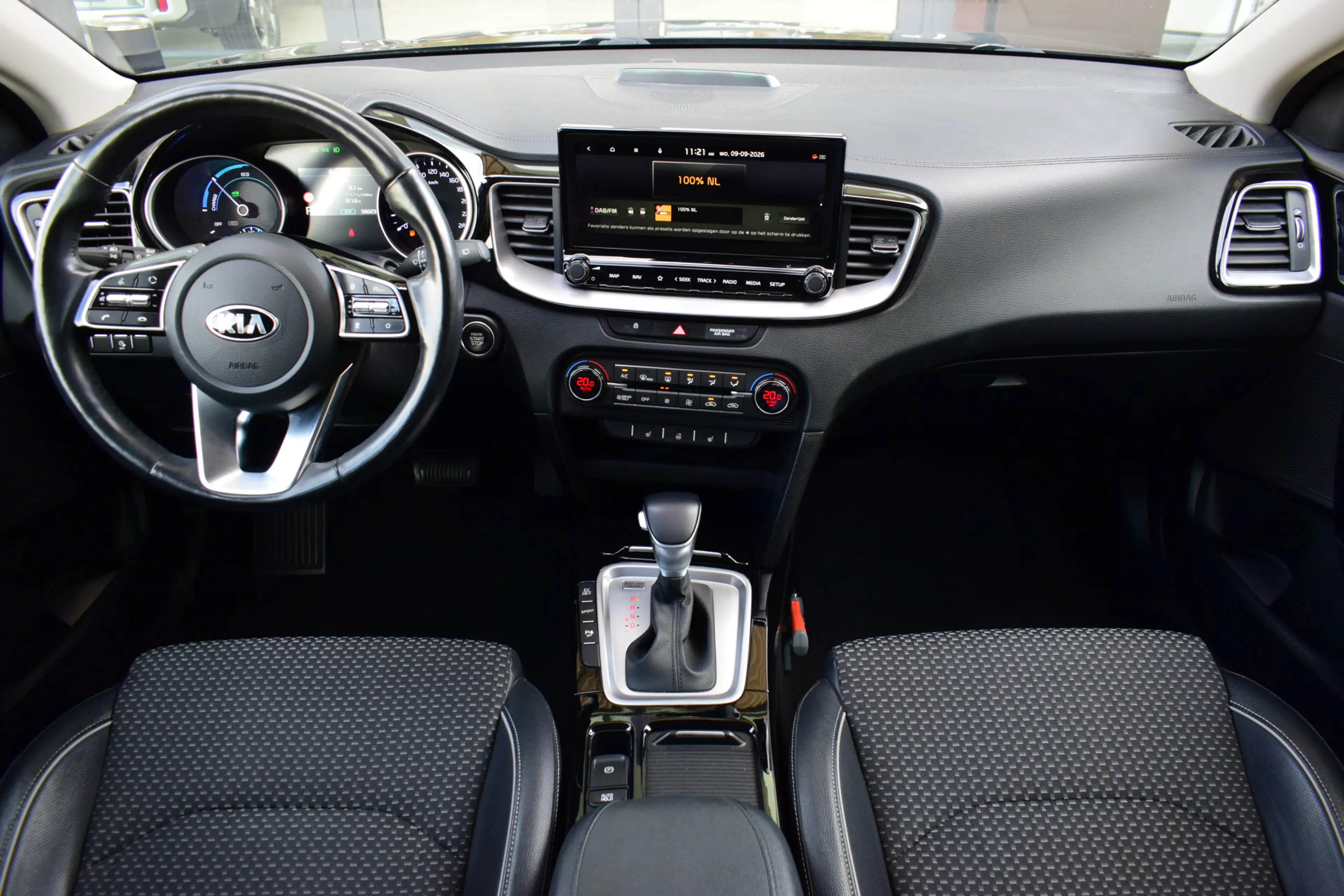 Kia XCeed 1.6 GDi PHEV DynamicPlusLine Automaat | Trekhaak | — photo 3