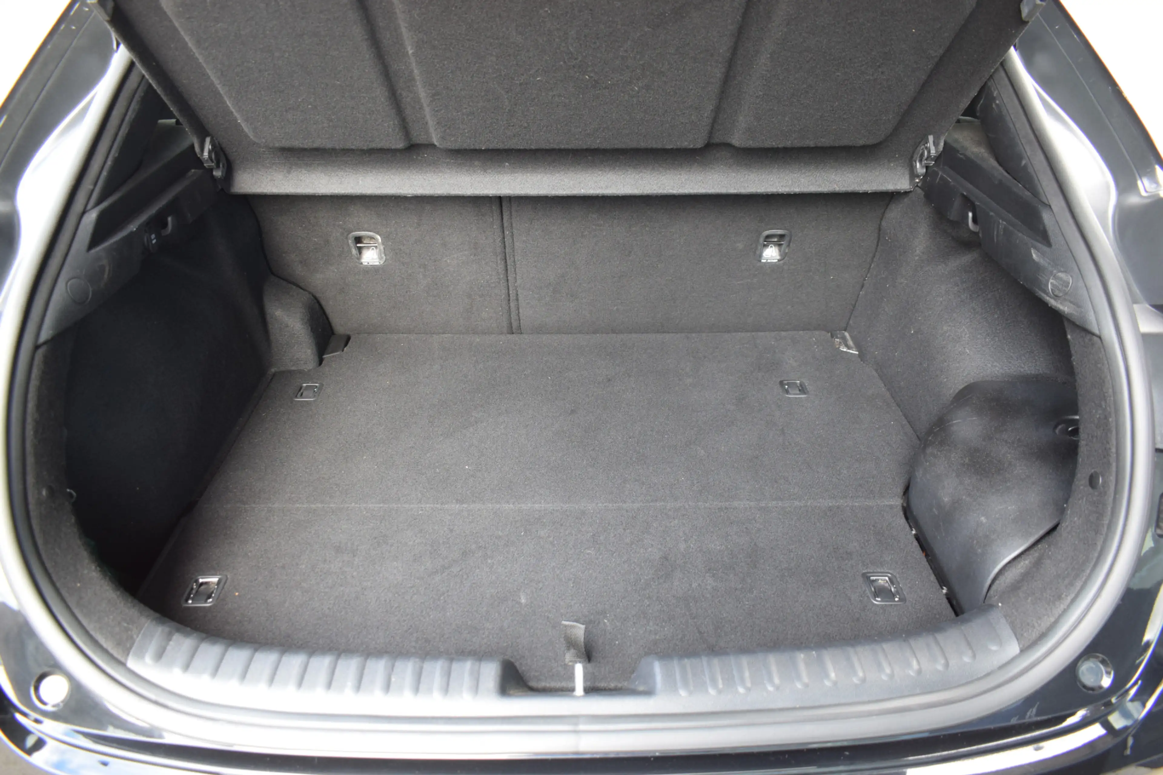 Kia XCeed 1.6 GDi PHEV DynamicPlusLine Automaat | Trekhaak | — photo 10