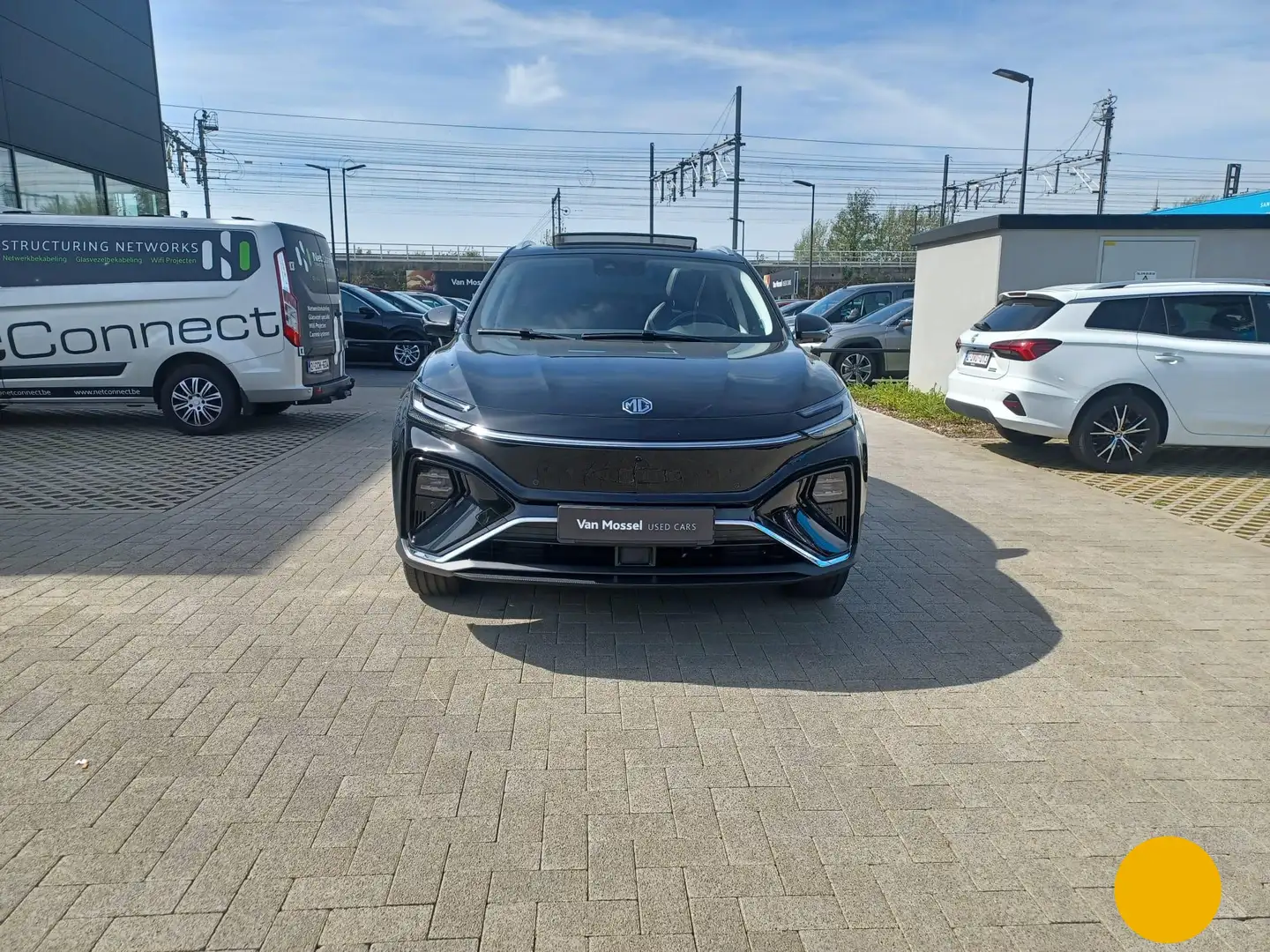 MG Marvel R Luxury 70 kWh Noir - 2