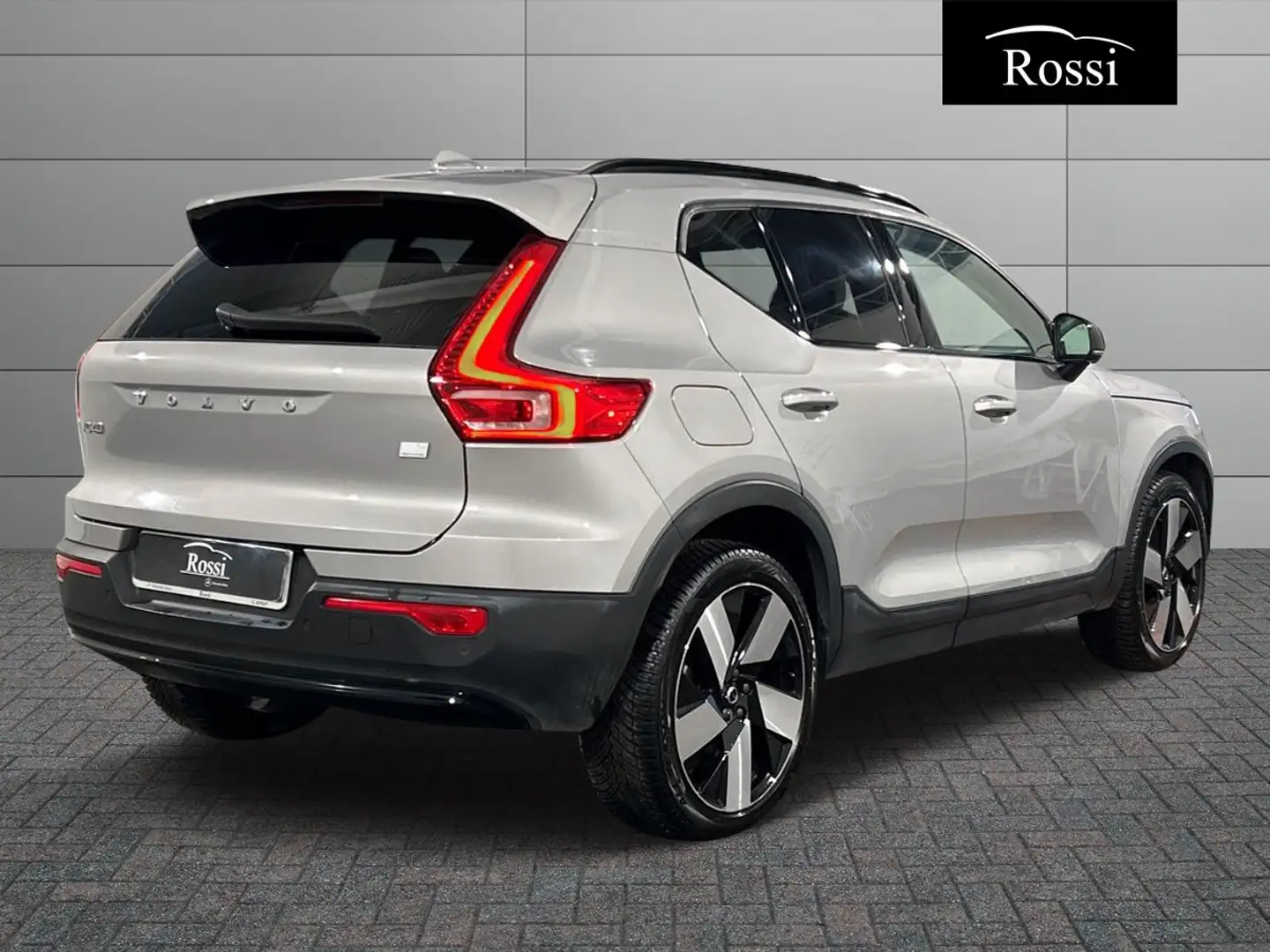 Volvo XC40 1.5 t4 recharge phev Ultimate Dark auto Argento - 2