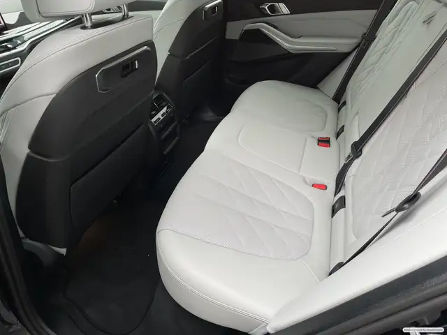 BMW X5 X5 view 11
