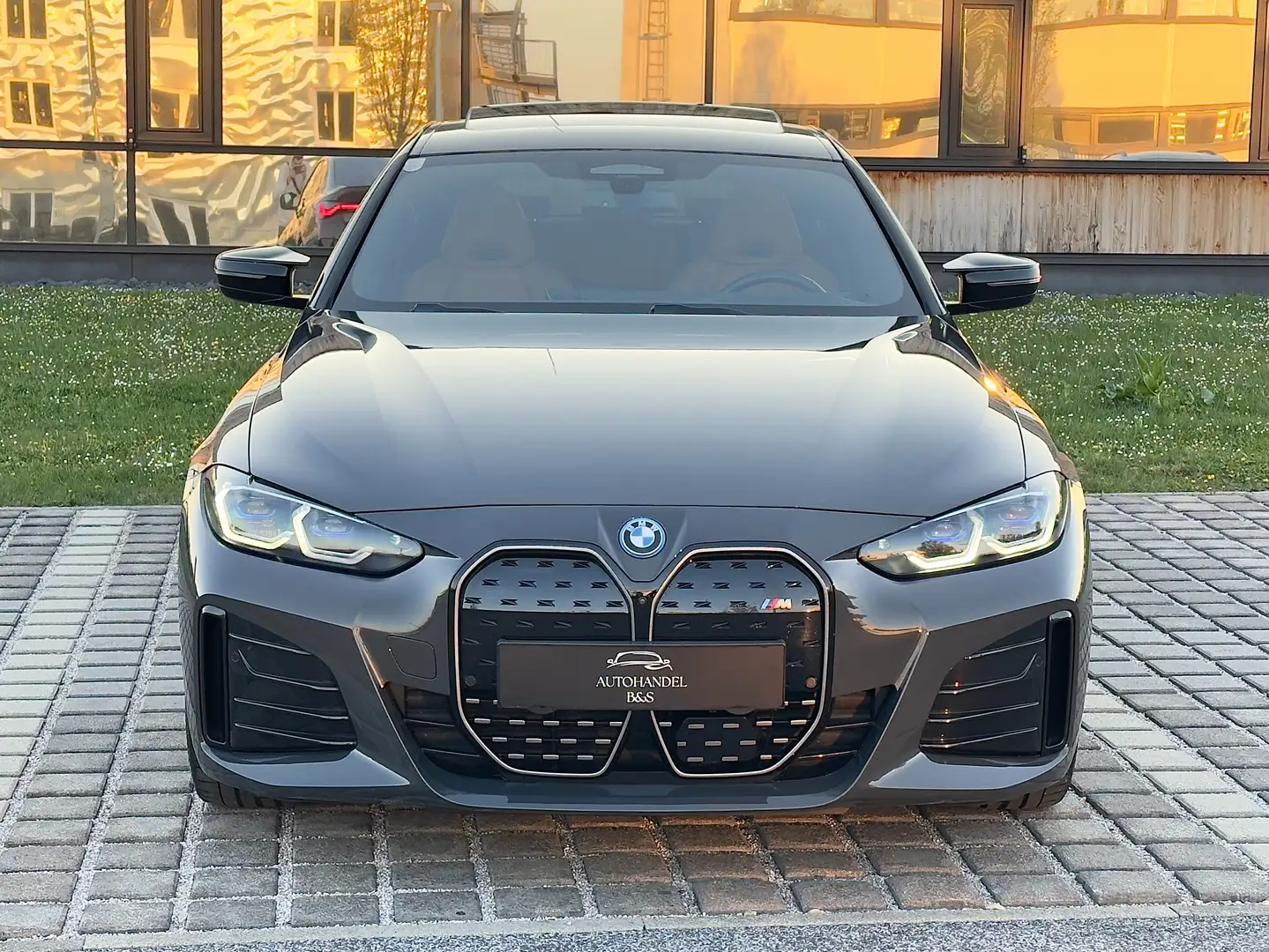 BMW i4 Gran Coupe xDrive M50 *MEGA-VOLL, GARANTIE* Grau - 2