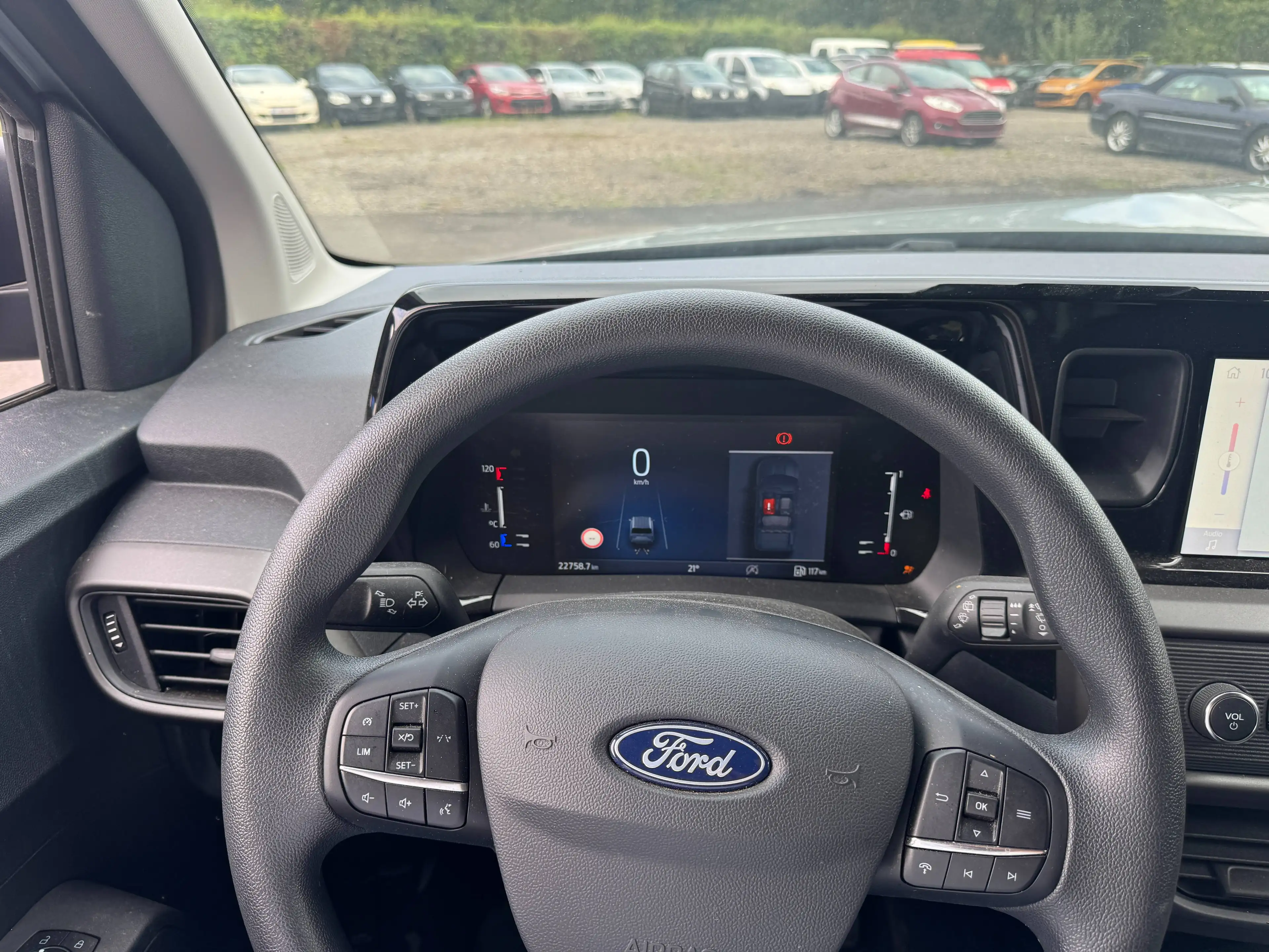 Ford Tourneo Courier *** 1.0 EcoBoost ** Active ** Moteur ok ** Accidenter ** — photo 15