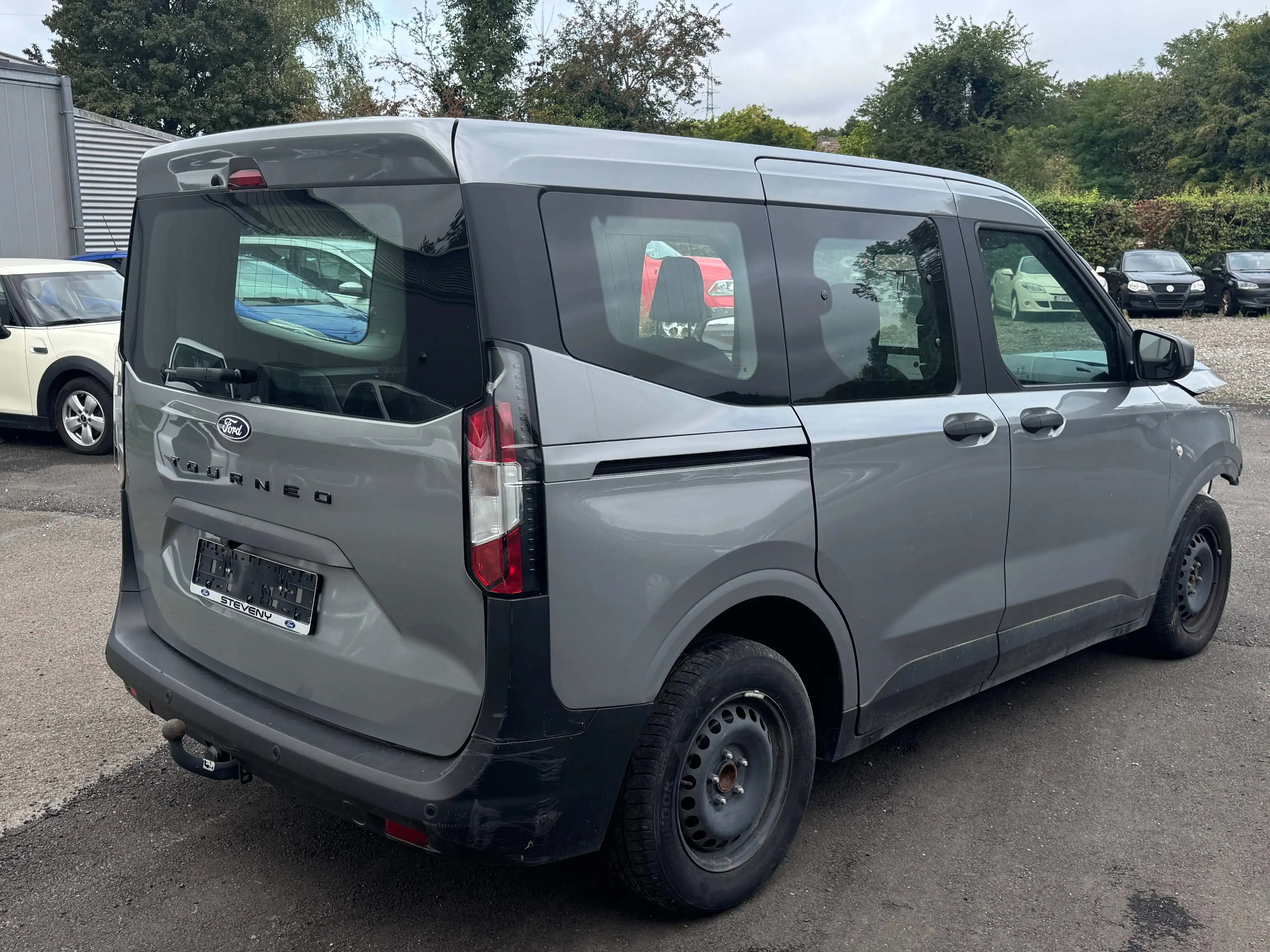 Ford Tourneo Courier *** 1.0 EcoBoost ** Active ** Moteur ok ** Accidenter ** — photo 4