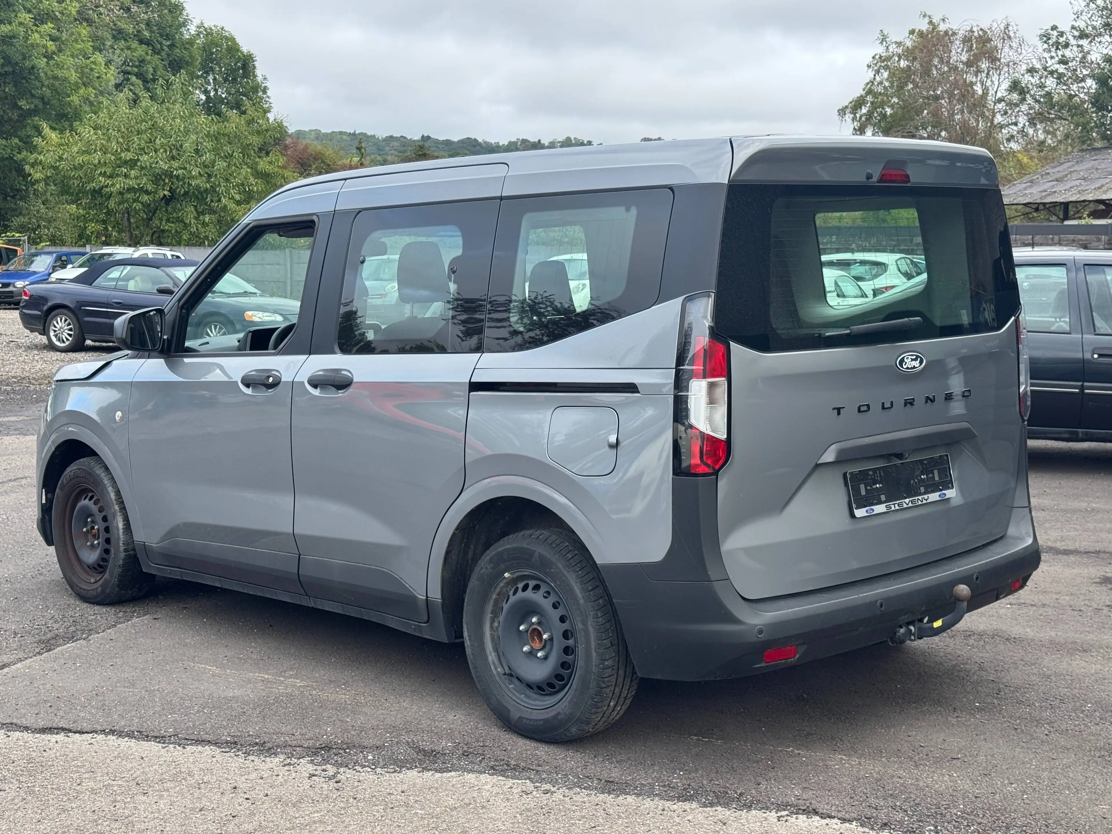 Ford Tourneo Courier *** 1.0 EcoBoost ** Active ** Moteur ok ** Accidenter ** — photo 6