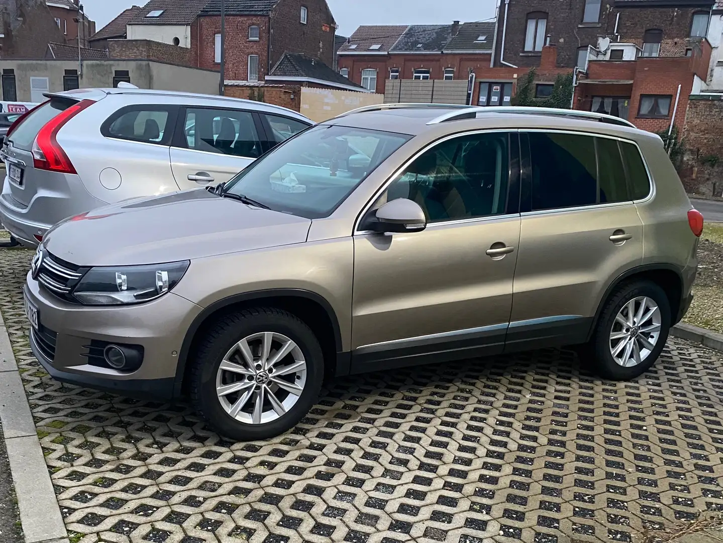 Volkswagen Tiguan 2.0 CR TDi Sport Bronze - 1