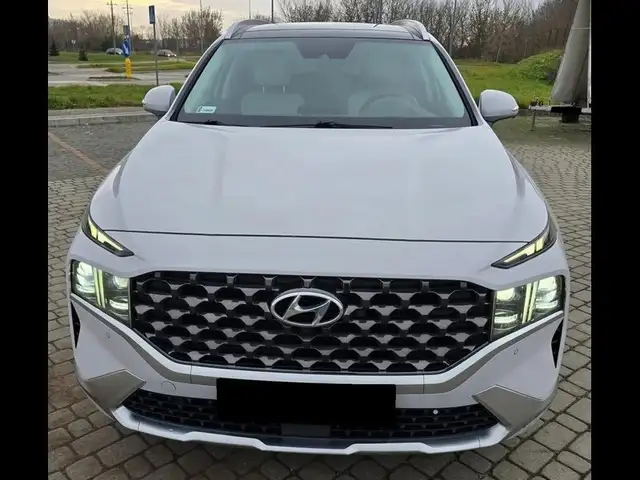 Hyundai SANTA FE Santa Fe 2.2 CRDi 4WD Automatik SEVEN 7 Sitze