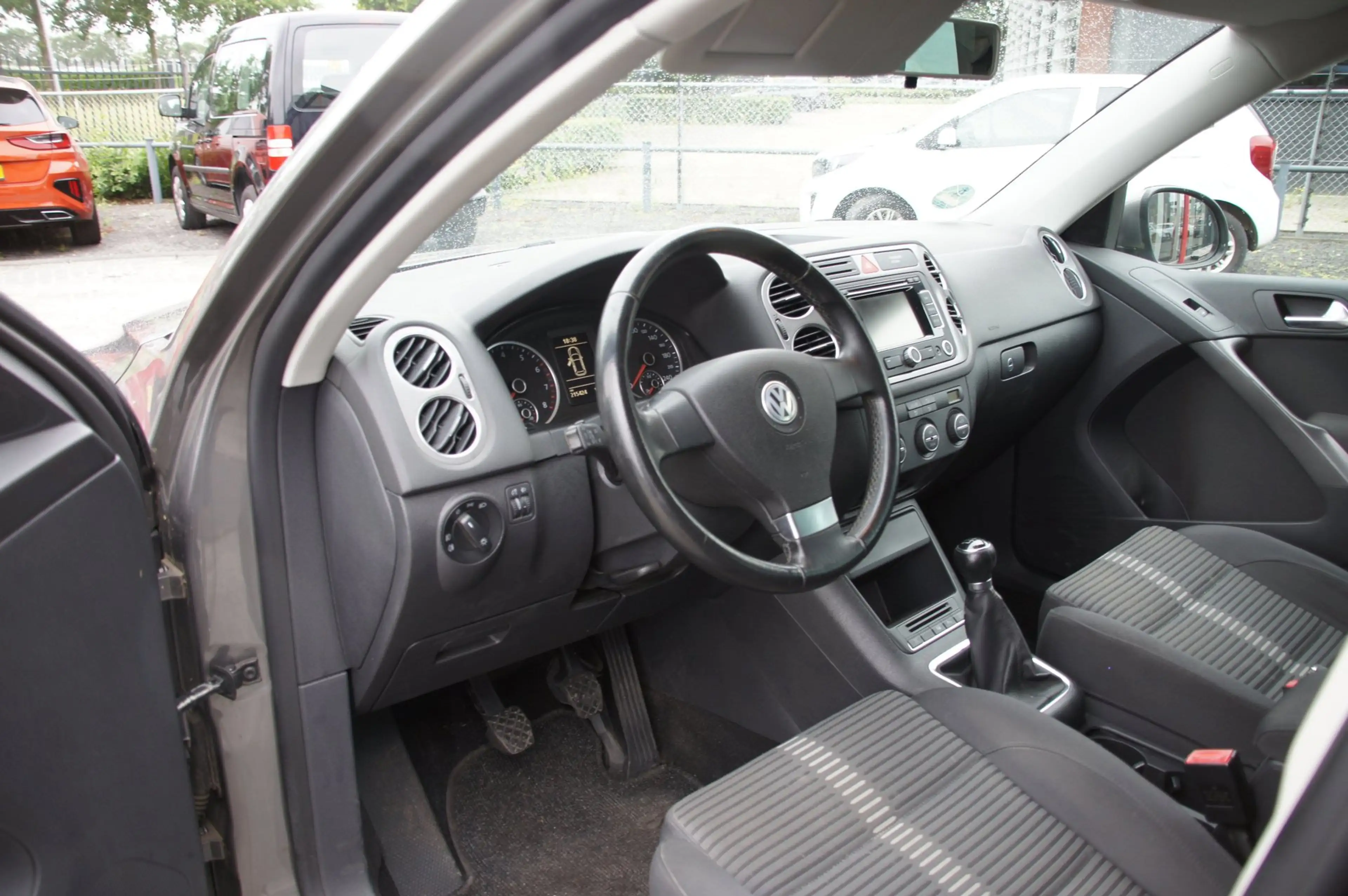 Volkswagen Tiguan 1.4 TSI Sport&Style 4Motion — photo 5