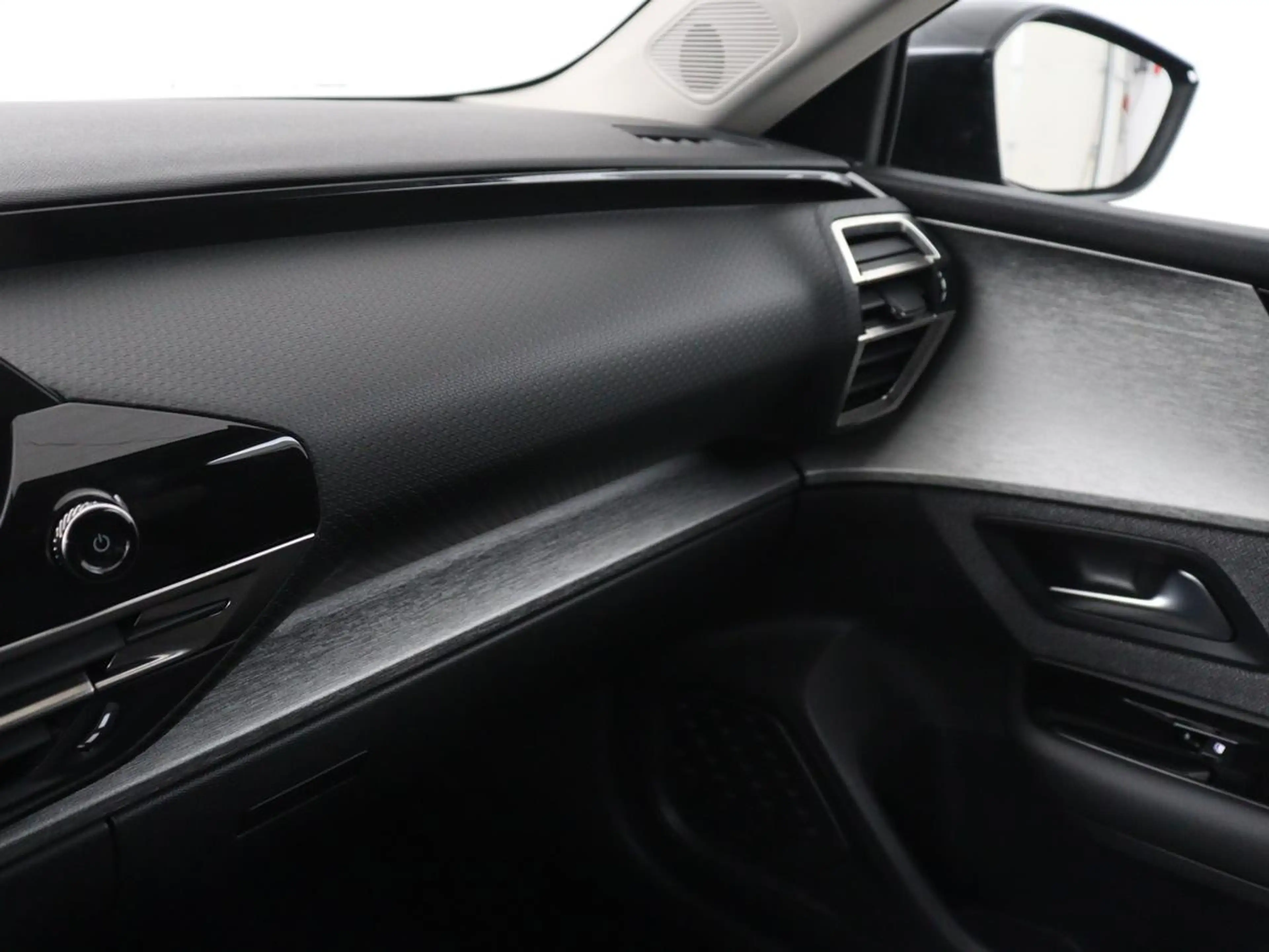 Citroen C5 X 1.6 Plug-in Hybrid 225 Business | SOH 96,6% | Stoe — photo 32