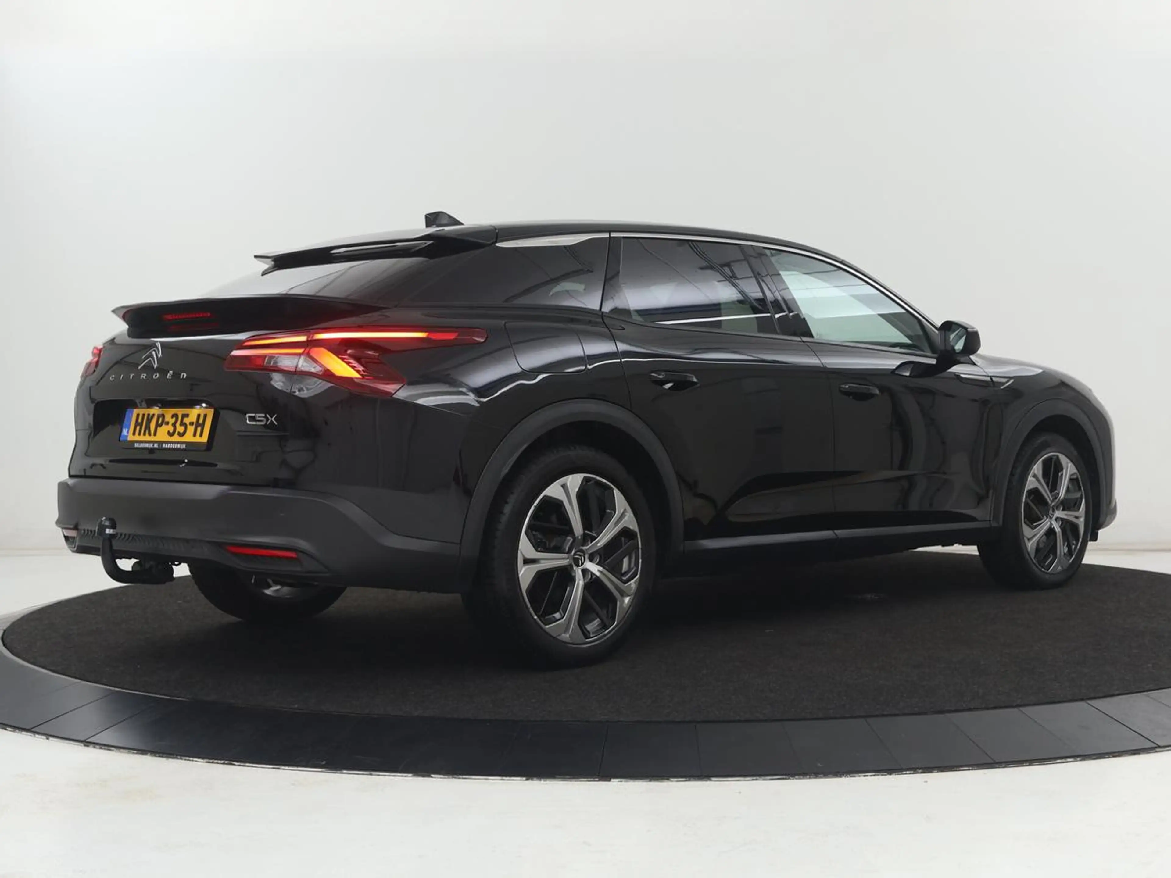 Citroen C5 X 1.6 Plug-in Hybrid 225 Business | SOH 96,6% | Stoe — photo 40