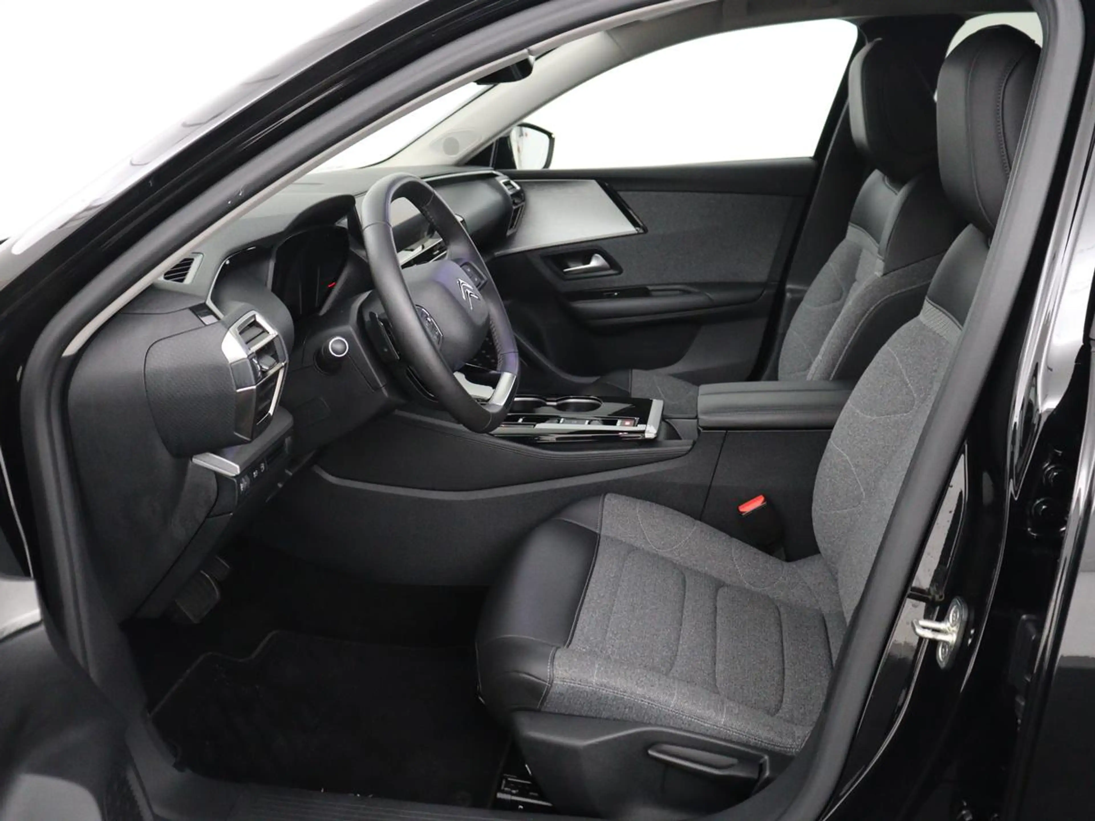 Citroen C5 X 1.6 Plug-in Hybrid 225 Business | SOH 96,6% | Stoe — photo 4