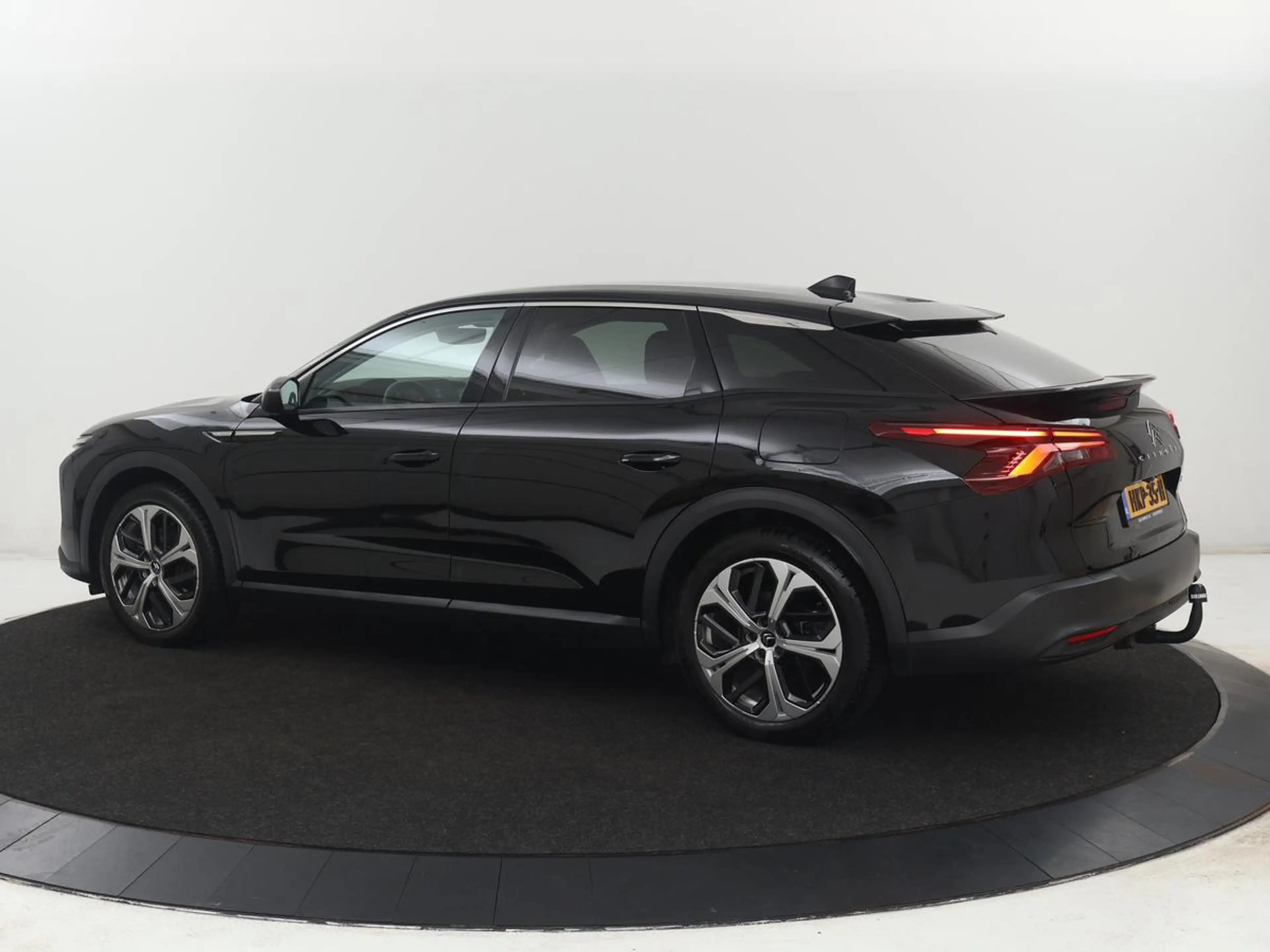 Citroen C5 X 1.6 Plug-in Hybrid 225 Business | SOH 96,6% | Stoe — photo 2