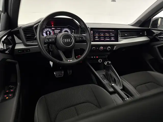 Audi A1 view 13