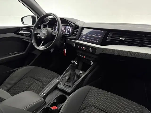 Audi A1 view 4