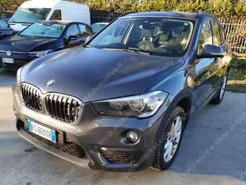 X1 F48 sdrive18i Advantage 140cv auto NAVI TOUCH