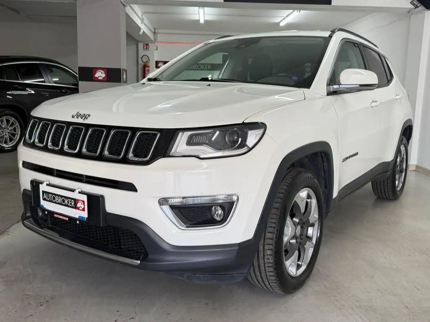 Jeep Compass 2.0MJT LIMITED 4WD 140CV MY19+PELLE+NAVI+PDC! Wit - 1
