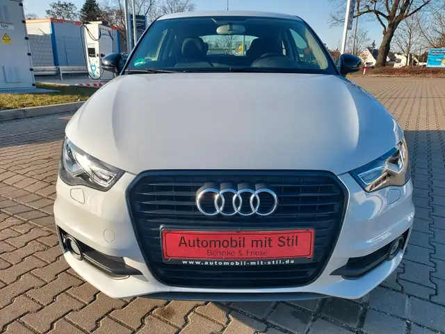 Audi A1 S-Line Xenon Klima Sitzheizung 8x Räder