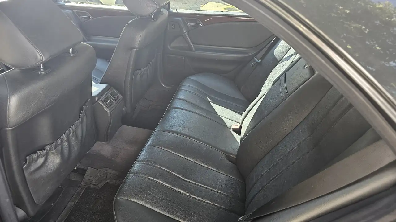 Mercedes-Benz E 250 d Avantgarde, foto 9