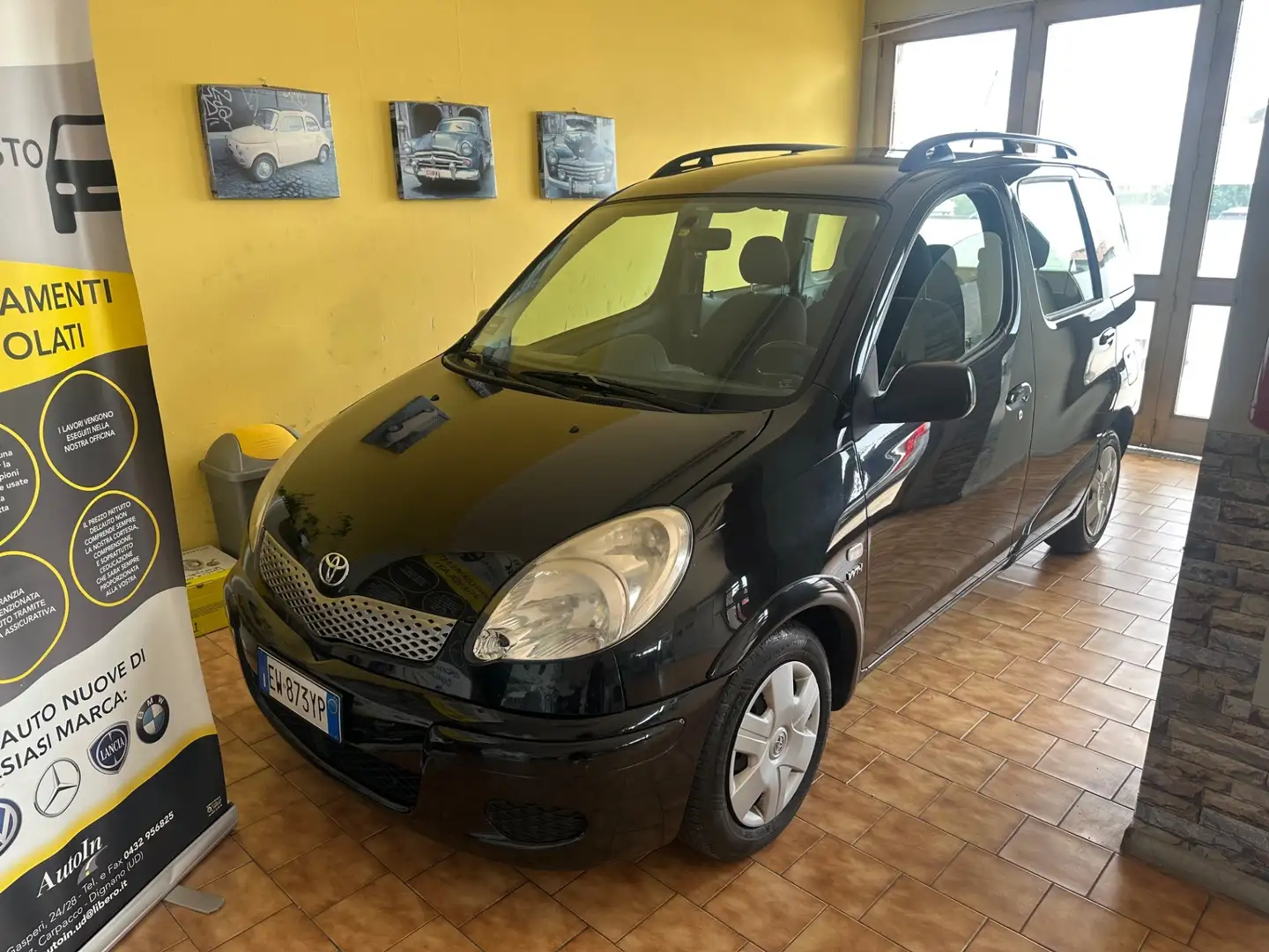 Toyota Yaris Verso 1.3i 16V cat Sol '03 Noir - 2