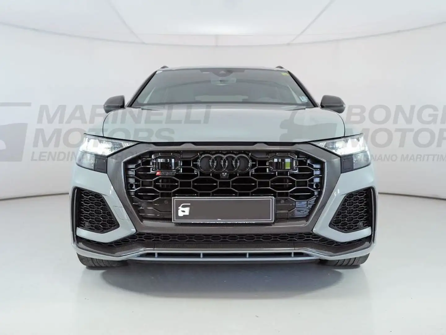 Audi RS Q8 V8 Quattro Carbon - Pack RS Dynamic Plus Grau - 2
