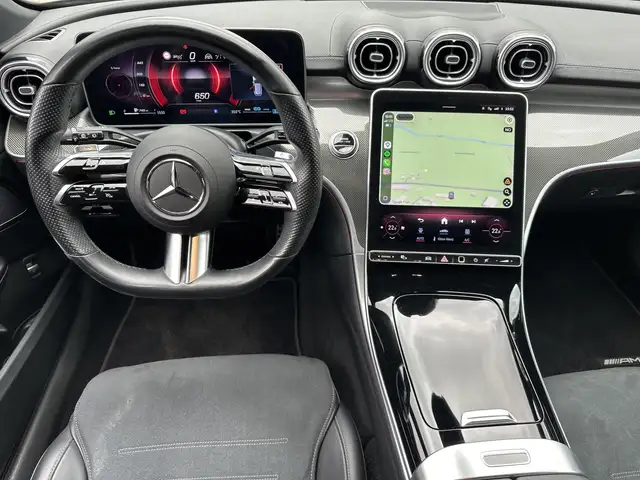 Mercedes-Benz 220 view 14