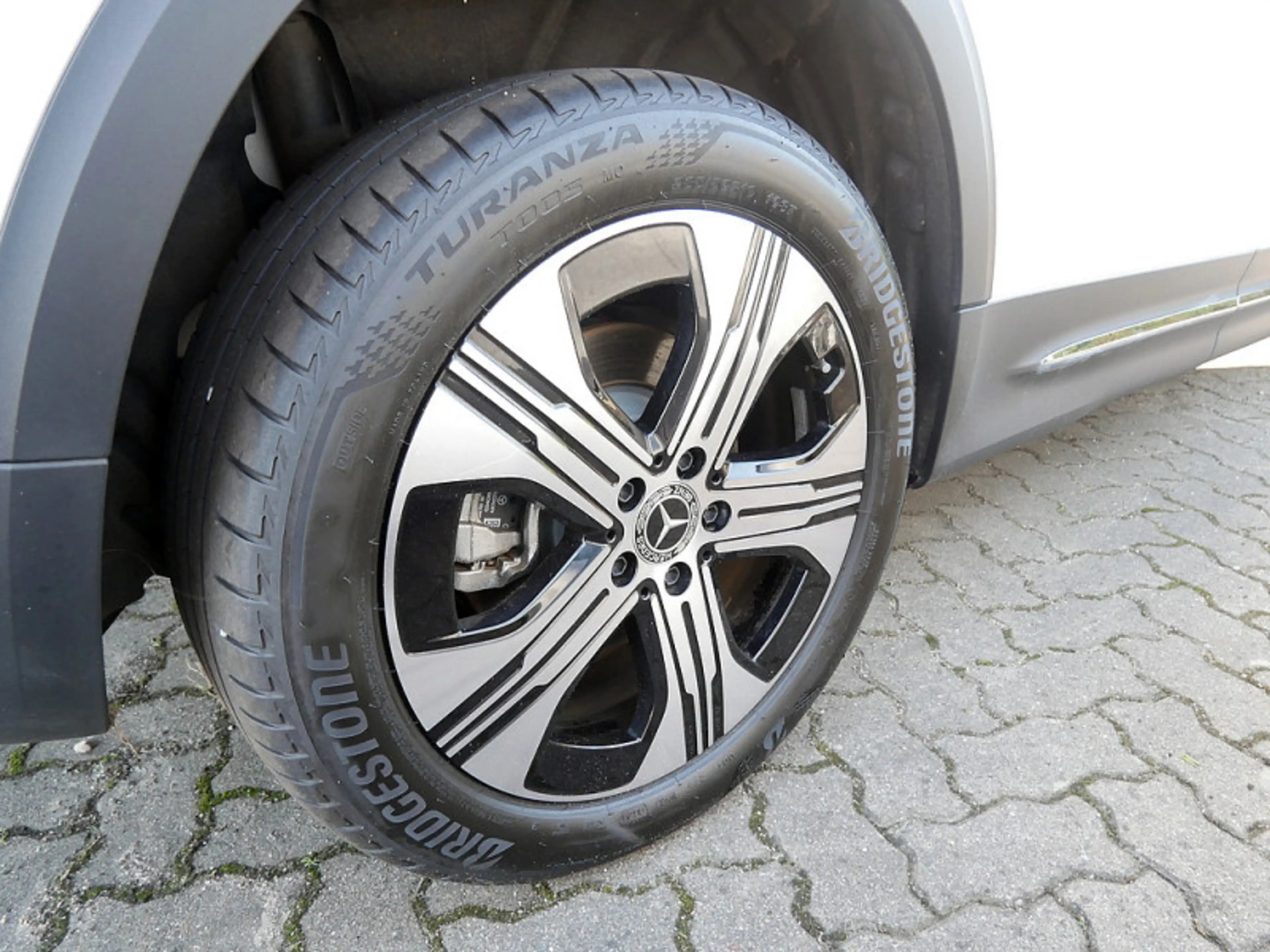 Mercedes-Benz EQB 250 + , PROGRESSIVE AHK DISTR KAMERA SPUR PDC — photo 9