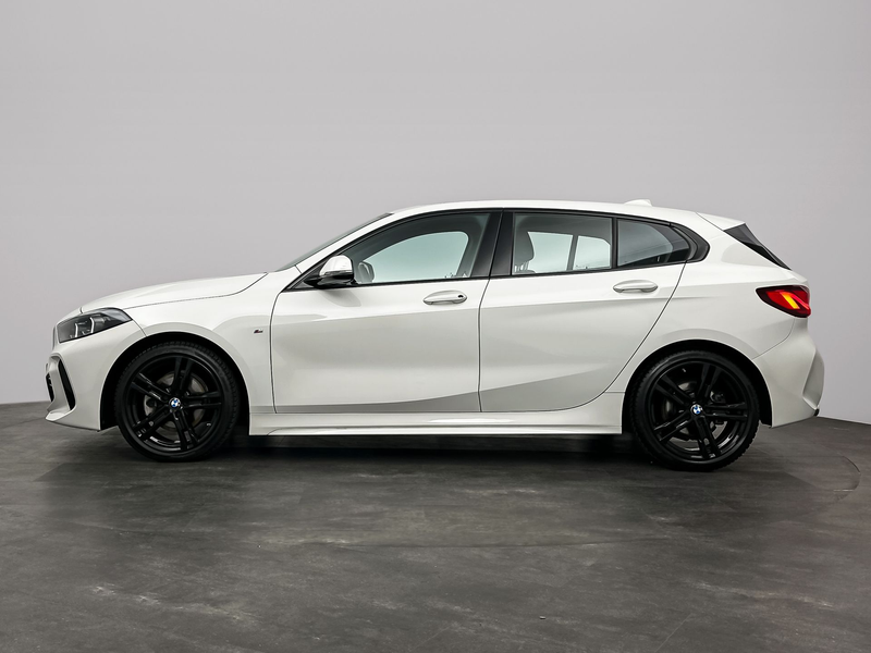 BMW 118 1-serie 118i High Executive M-Sport | Model M Spor — photo 8
