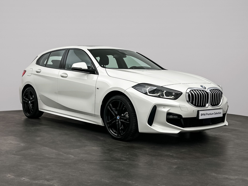 BMW 118 1-serie 118i High Executive M-Sport | Model M Spor — photo 2