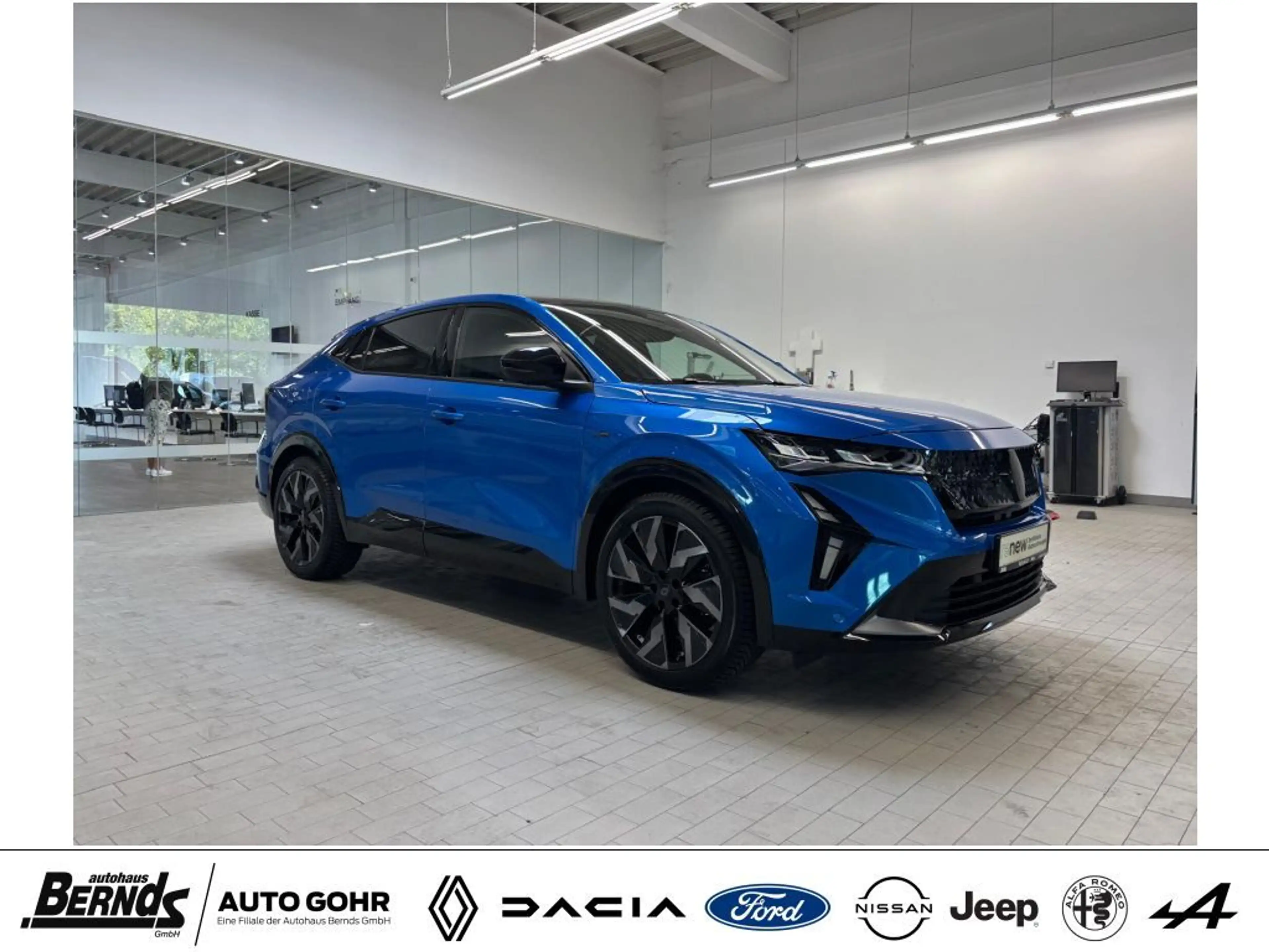 Renault Rafale E-Tech Plug-in Hybrid 300 4x4 Esprit Alpine AUTOM. — photo 2