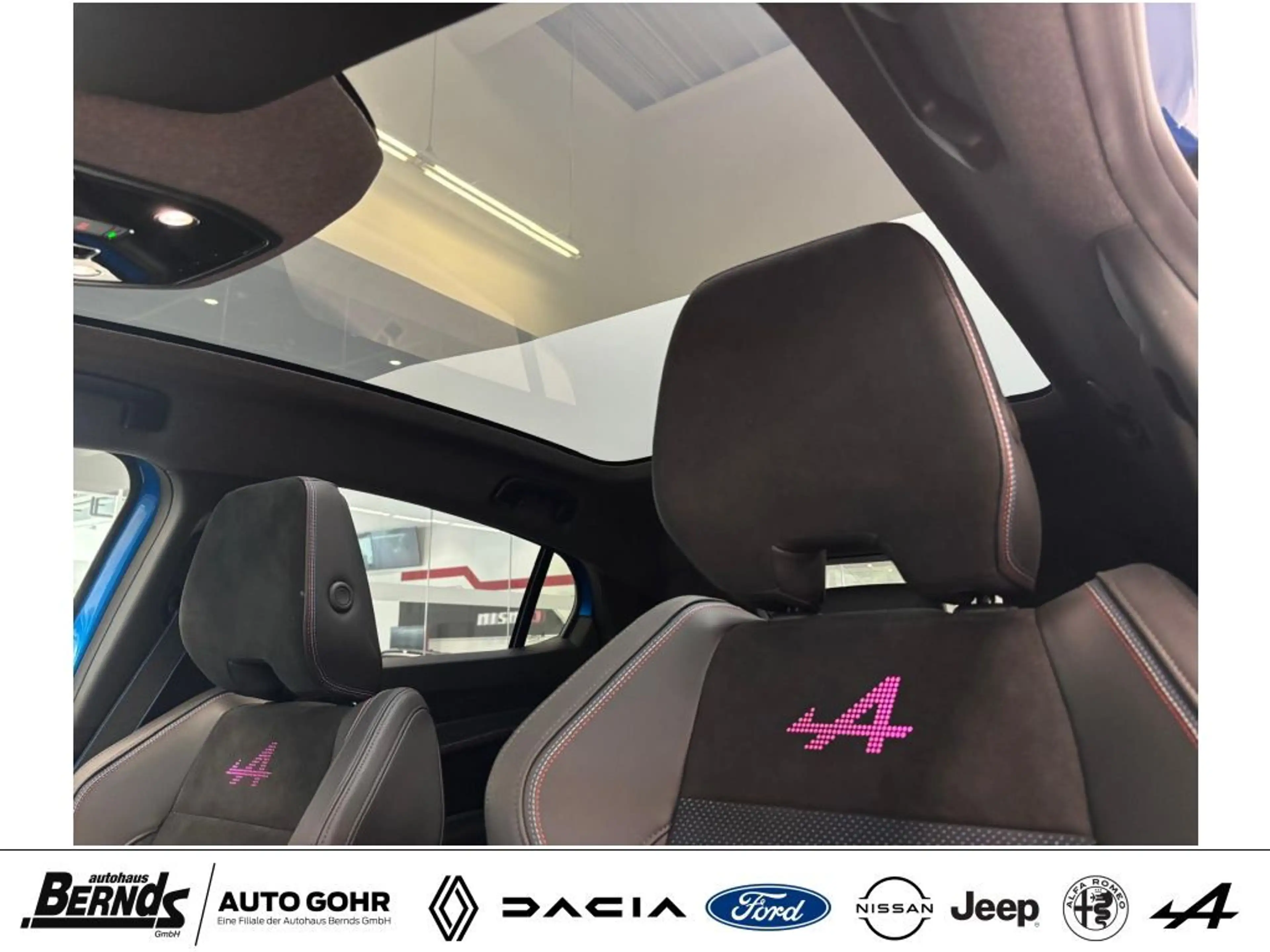 Renault Rafale E-Tech Plug-in Hybrid 300 4x4 Esprit Alpine AUTOM. — photo 13