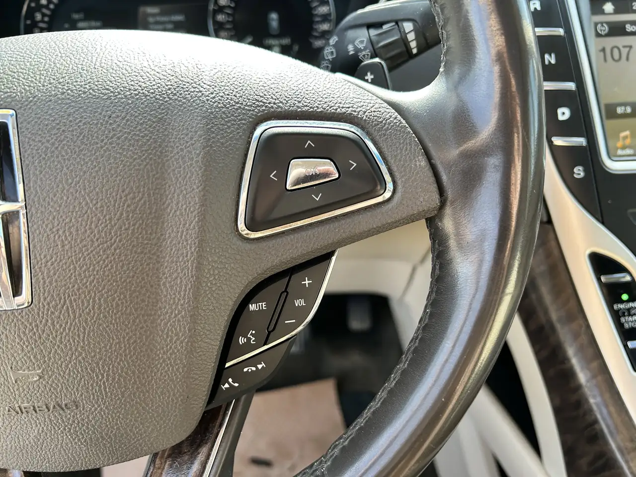 Lincoln MKX снимка Lincoln MKX