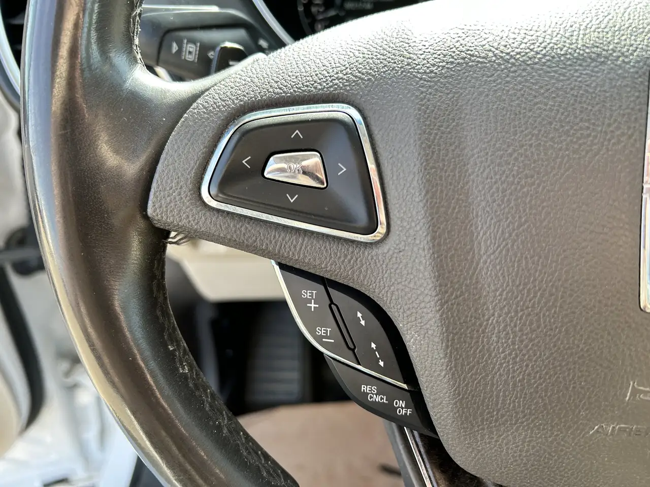 Lincoln MKX снимка Lincoln MKX