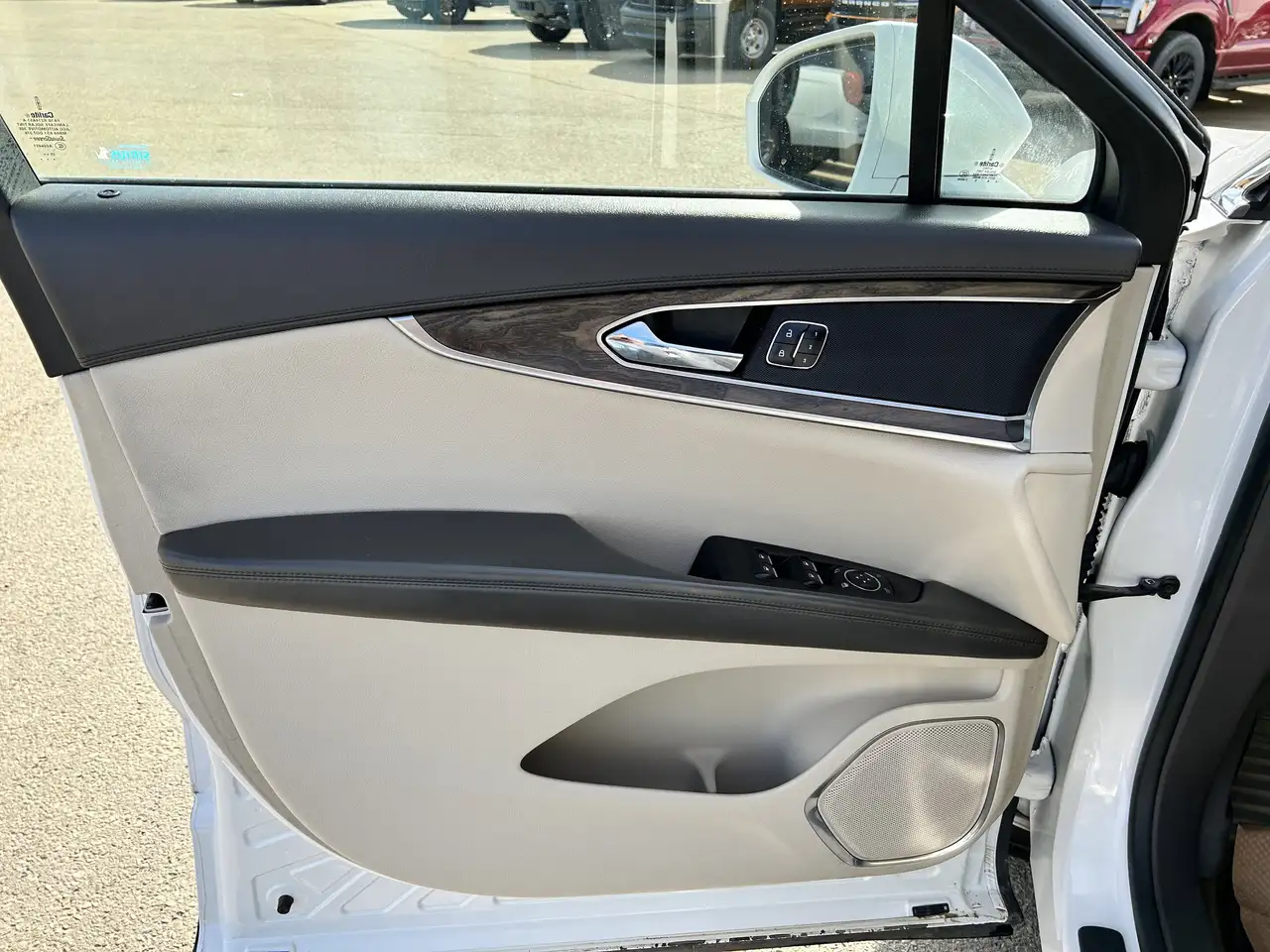 Lincoln MKX снимка Lincoln MKX