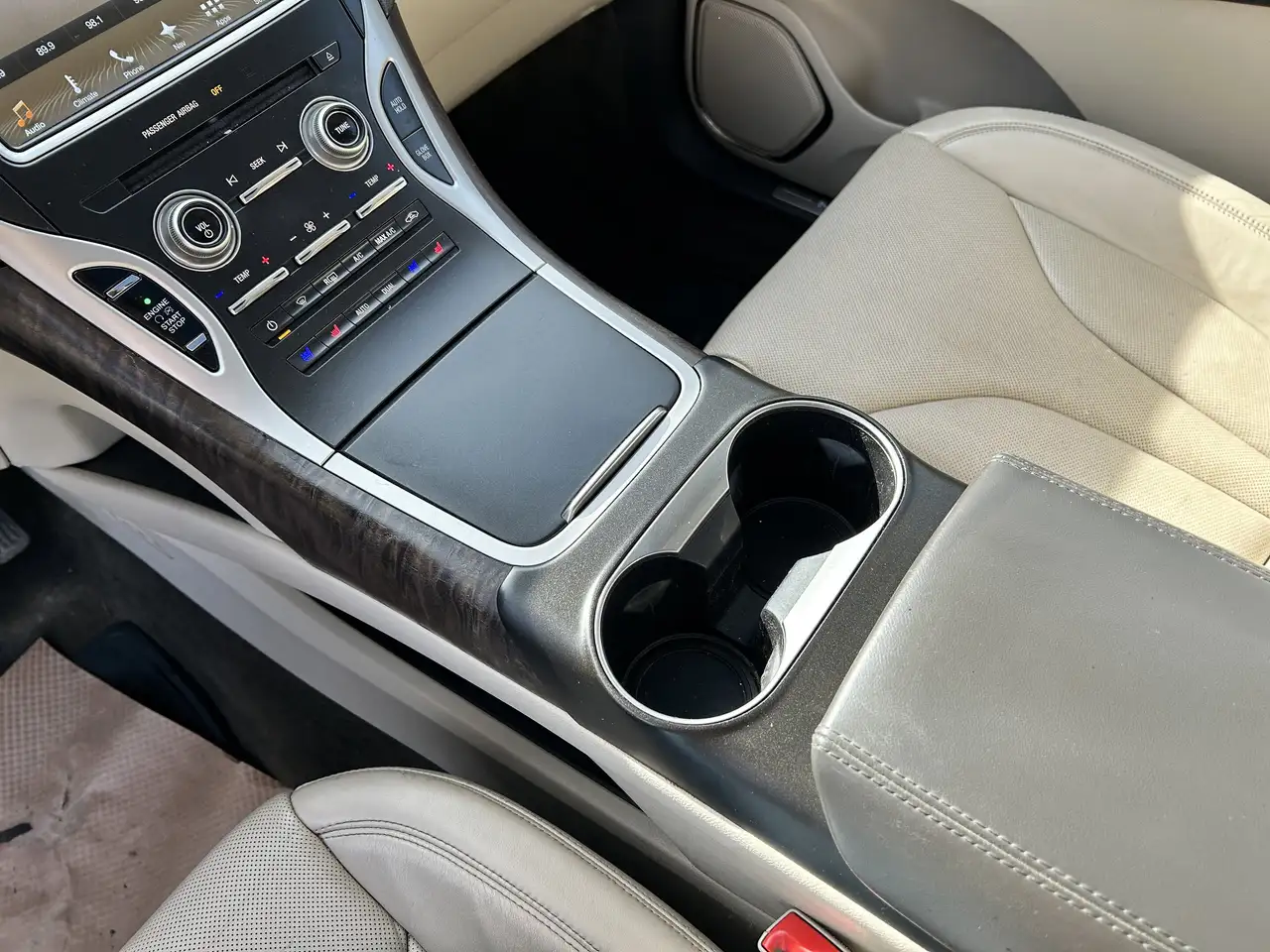 Lincoln MKX снимка Lincoln MKX