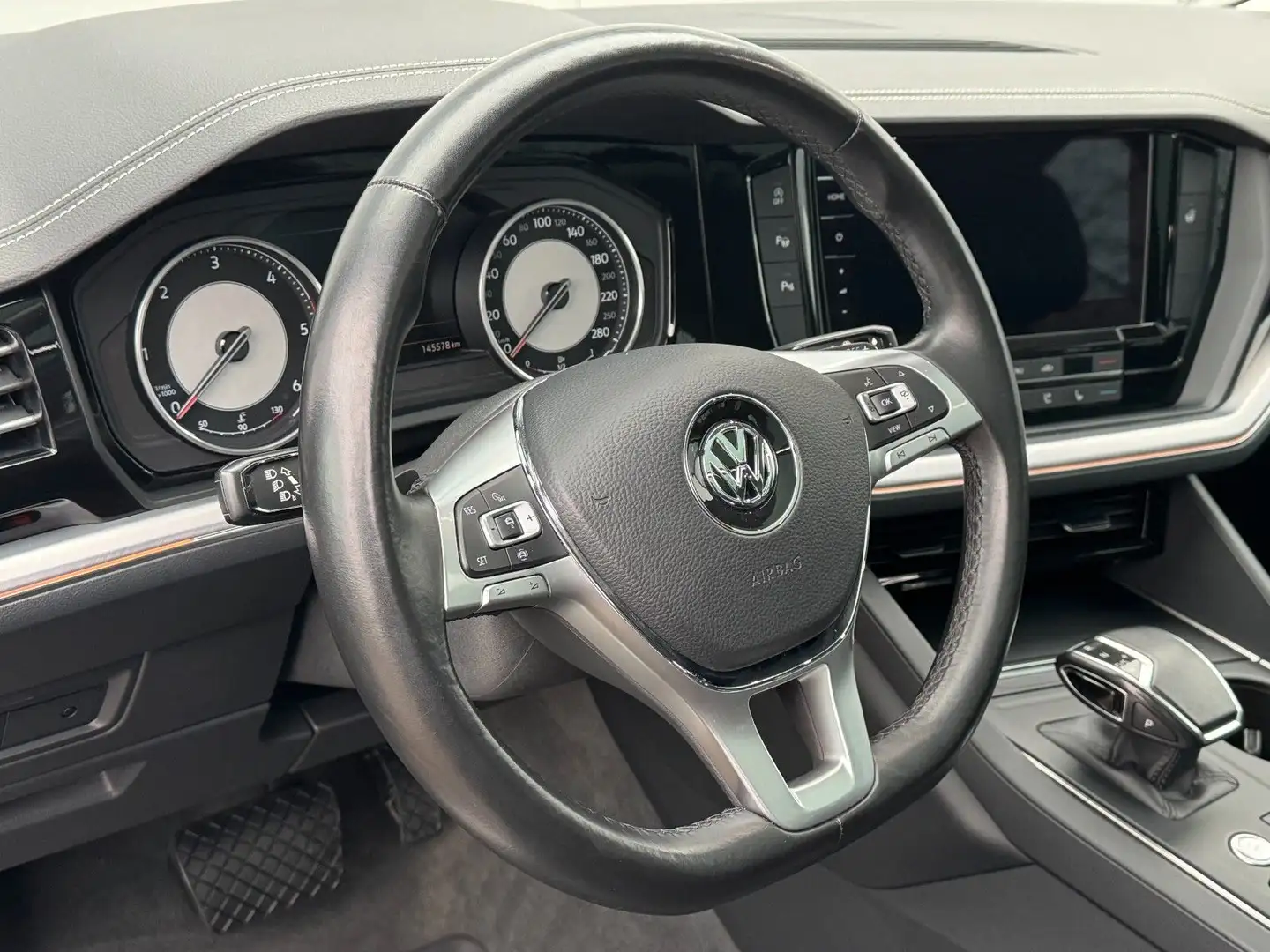 Volkswagen Touareg 3.0 TDI "Elegance" 4M LUFT HUD AHK PANO Blau - 2