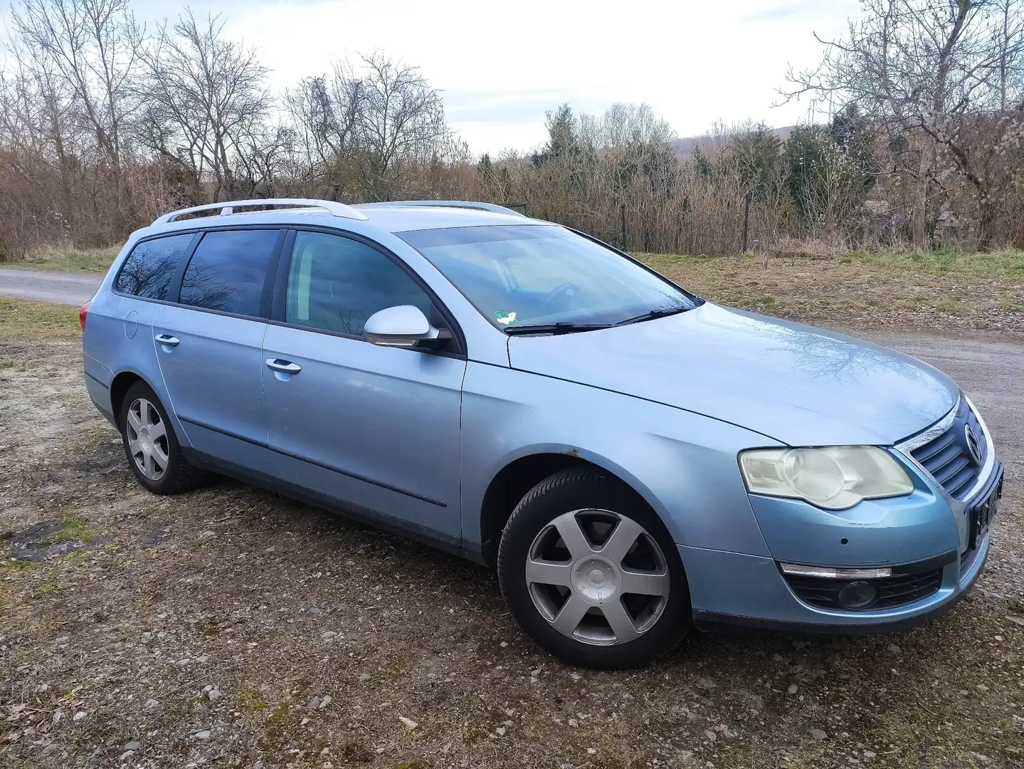 Volkswagen Passat Variant Trendline Grau - 1