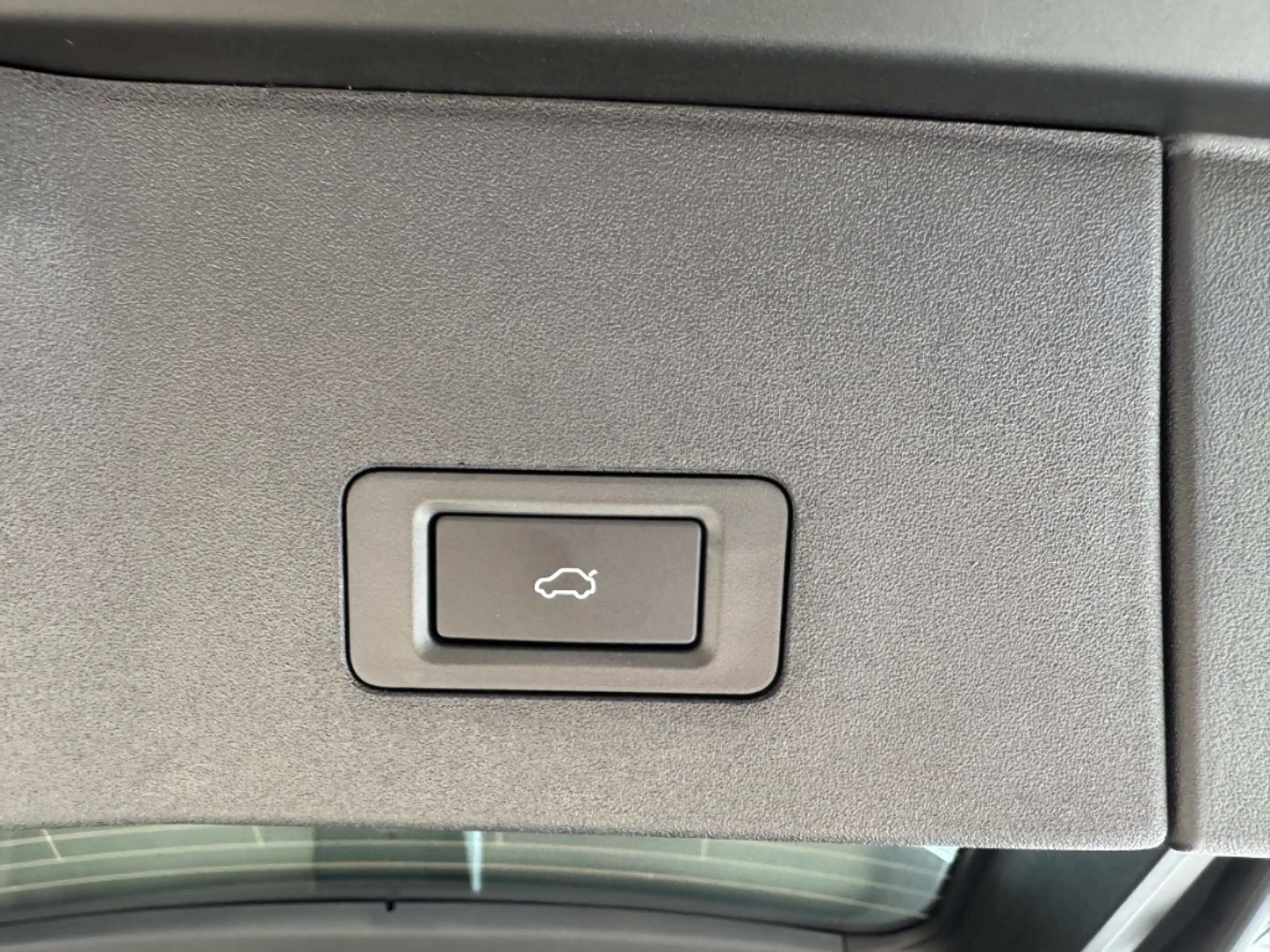 Omoda 9 PHEV1.5 TGDI Exclusive Panorama 360Grad Kamera — photo 12