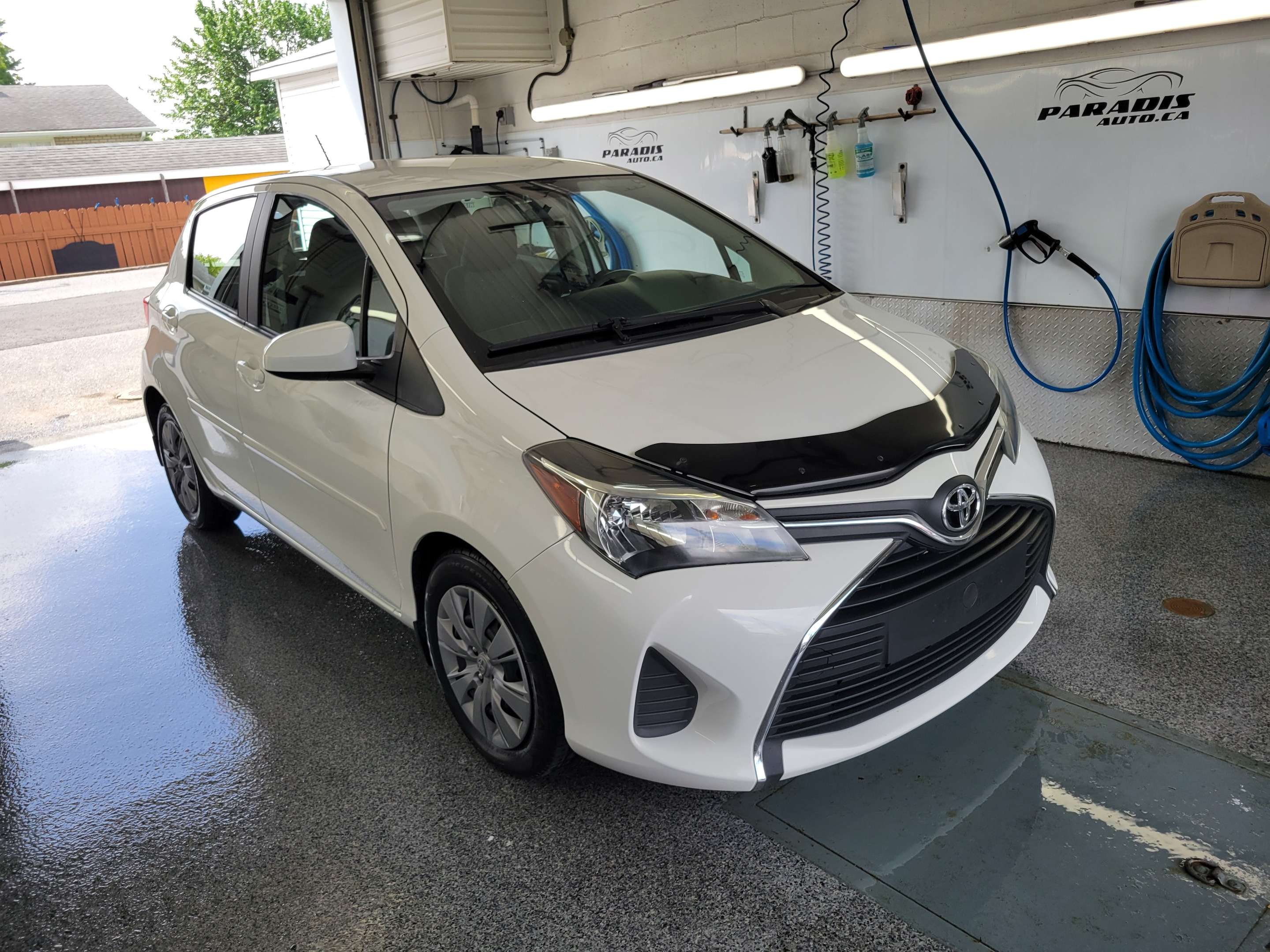2016 Toyota Yaris Hatchback 5-Door