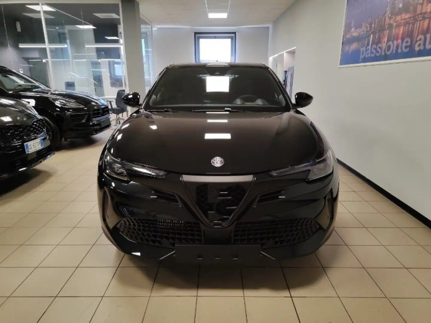Alfa Romeo Junior Junior 1.2 136 CV Hybrid eDCT6 Speciale Nero - 2