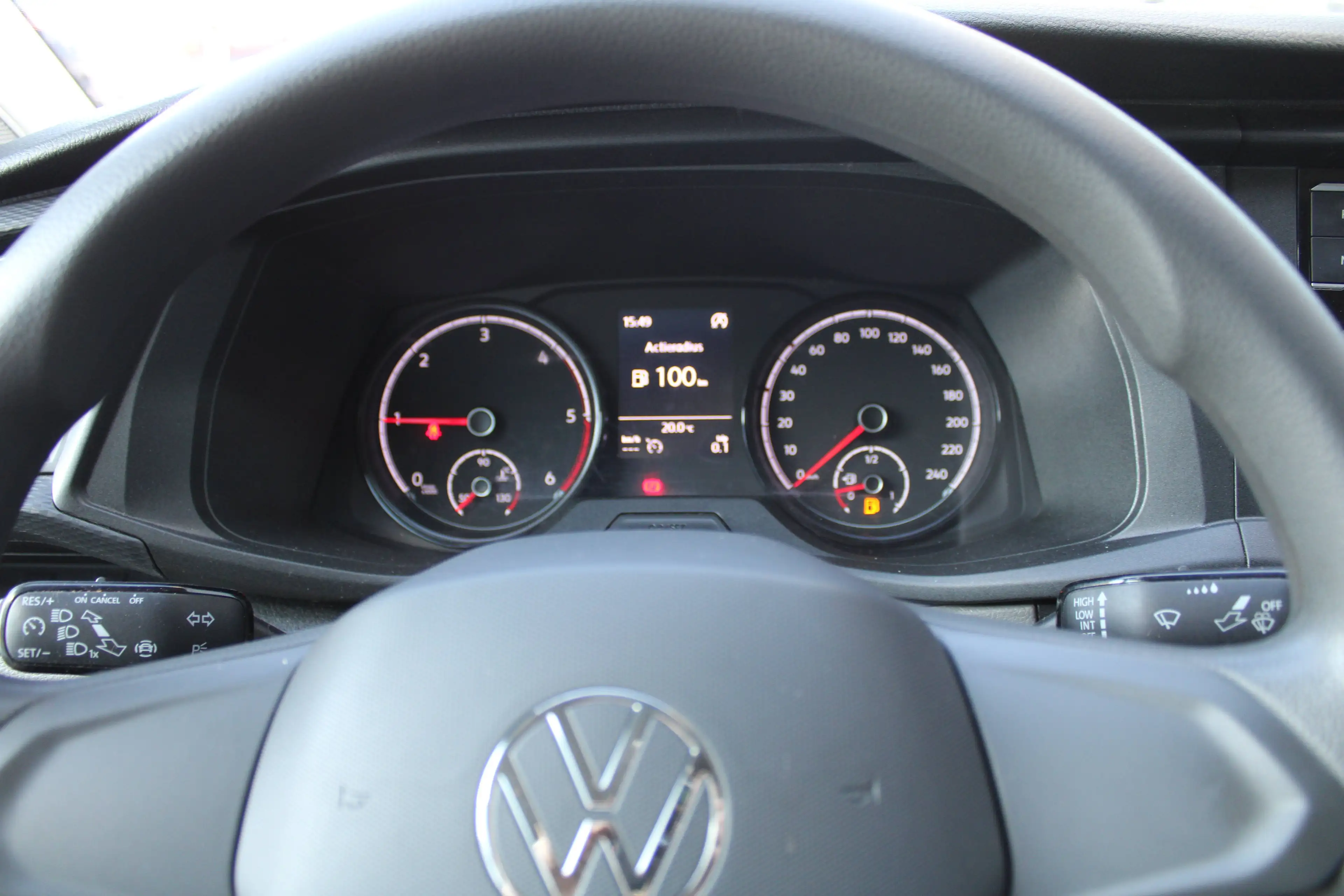 Volkswagen T6.1 Transporter Transporter 2.0 TDi SCR BMT (EU6d-TEMP) — photo 9
