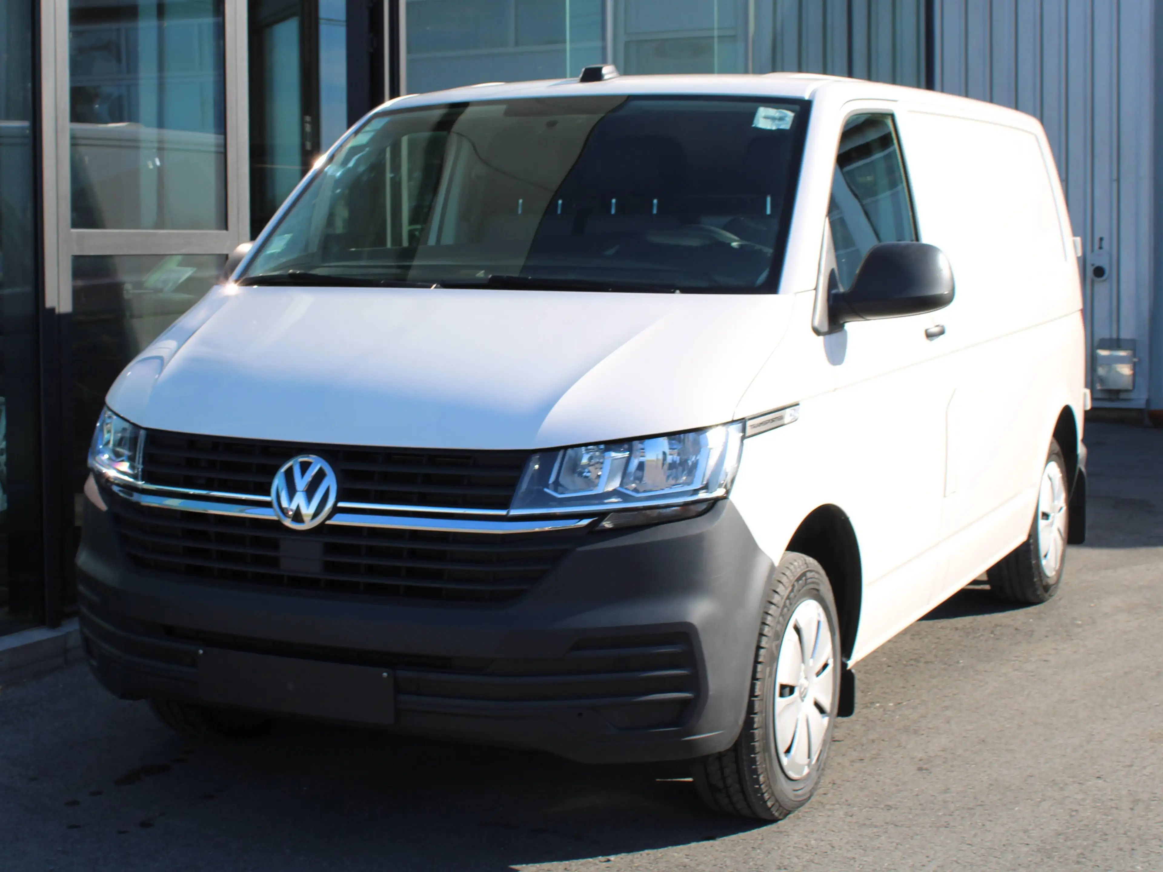 Volkswagen T6.1 Transporter Transporter 2.0 TDi SCR BMT (EU6d-TEMP)