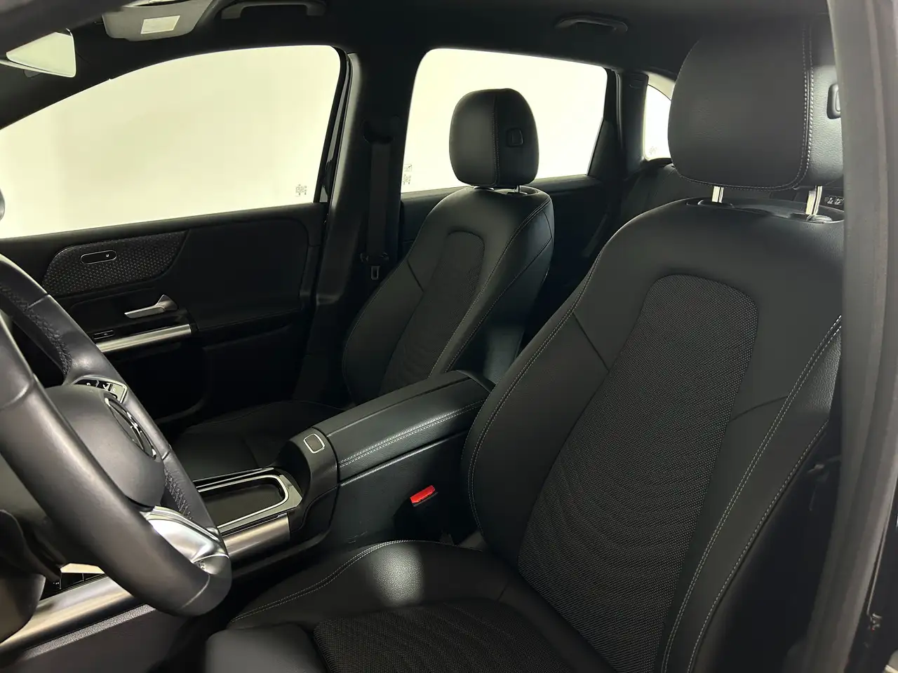 Mercedes-Benz B 180 B 180 Business Extra auto 8