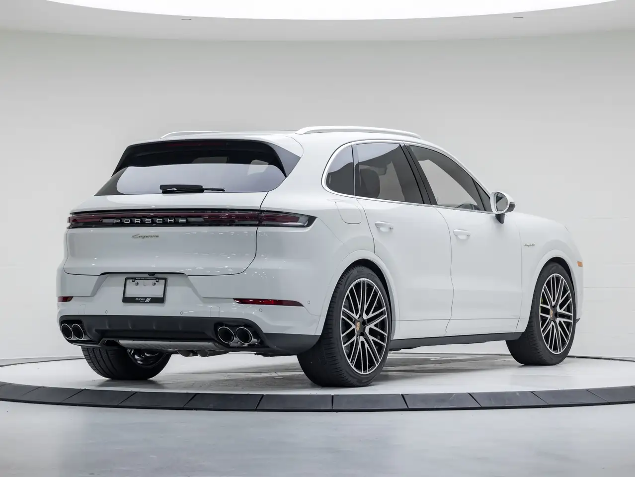 Porsche Cayenne снимка Porsche Cayenne