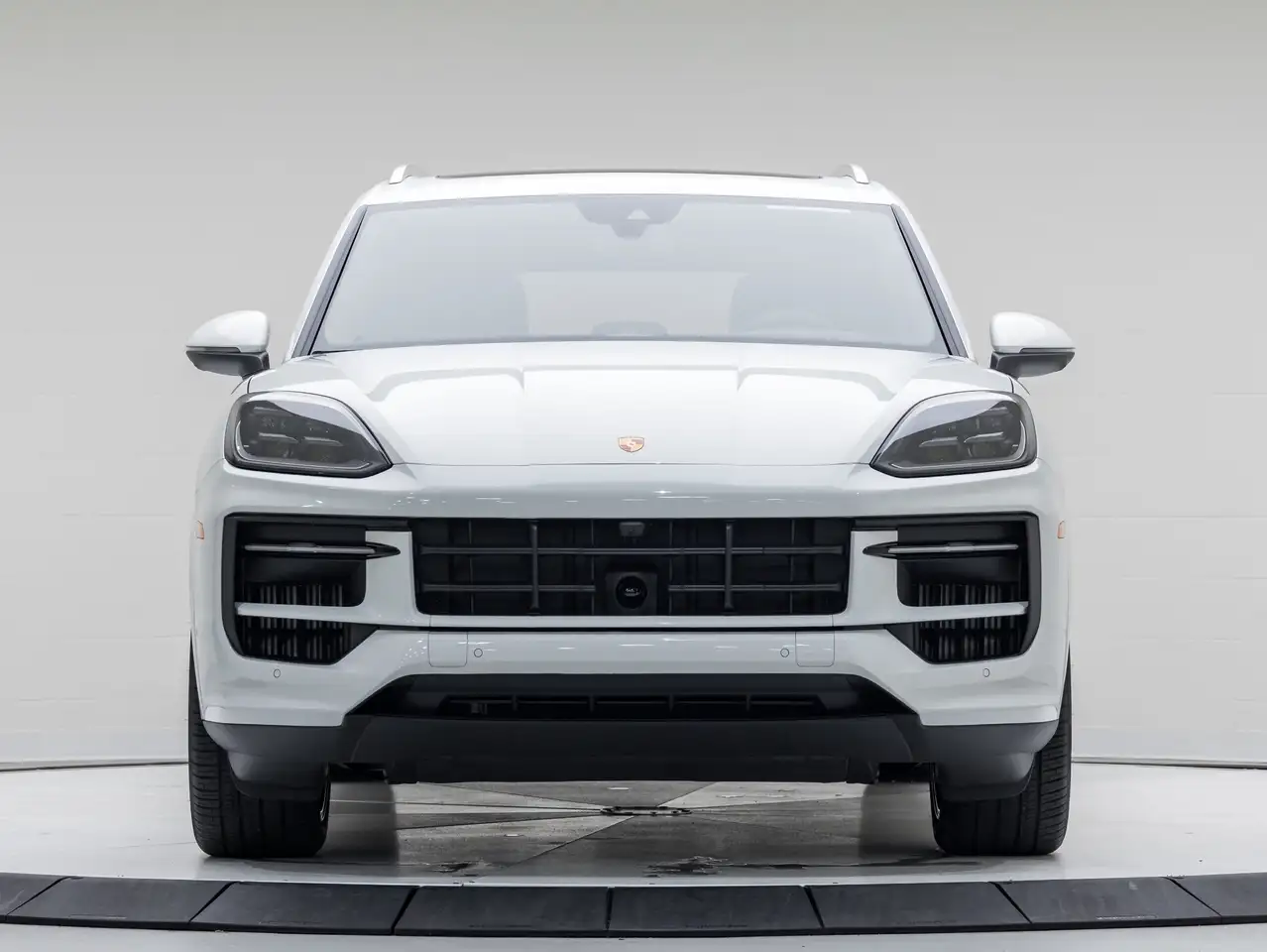 Porsche Cayenne снимка Porsche Cayenne