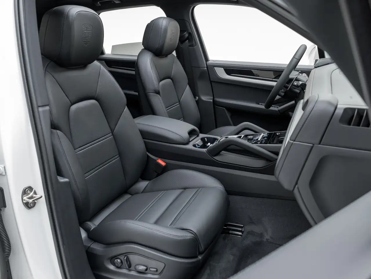 Porsche Cayenne снимка Porsche Cayenne