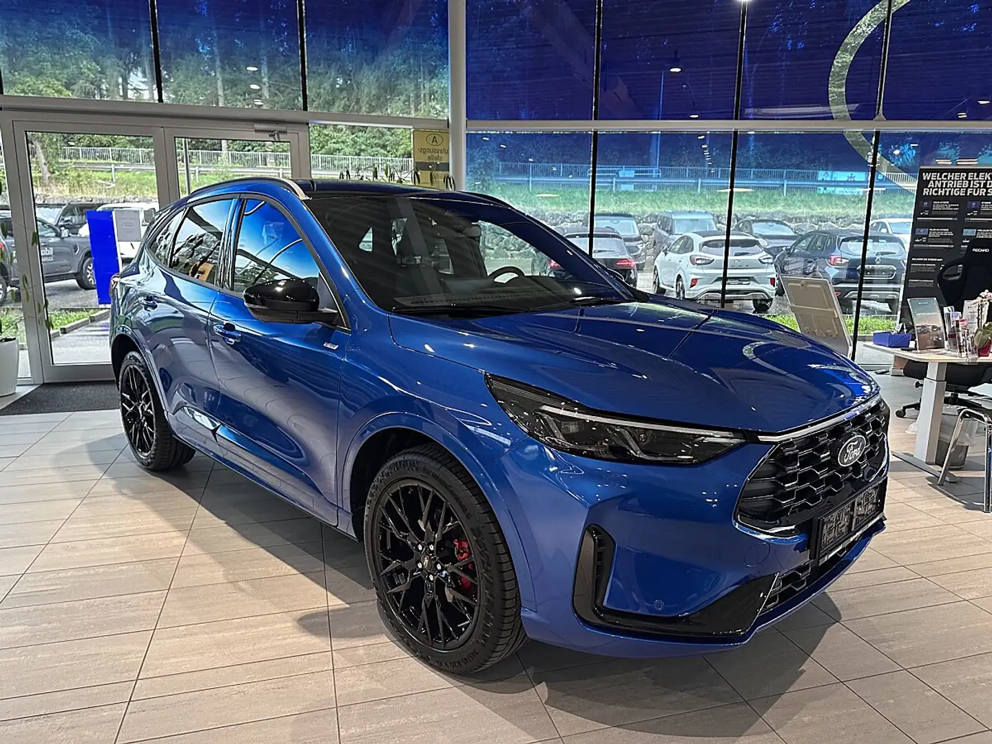 Ford Kuga 2,5 Duratec FHEV ST-Line X Aut. Blau - 2