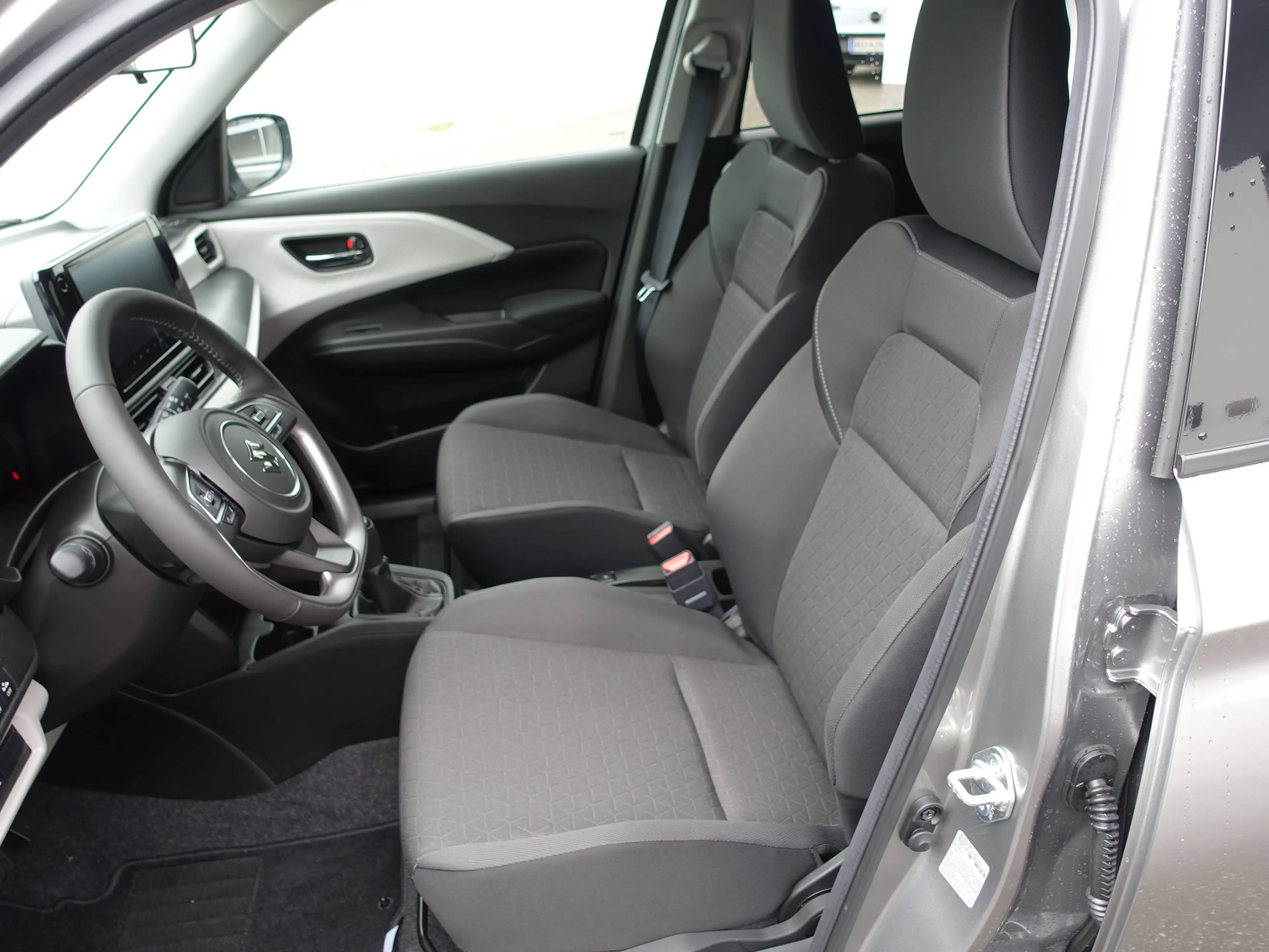 Suzuki Swift SWIFT 1.2 HYBRID shine — photo 9