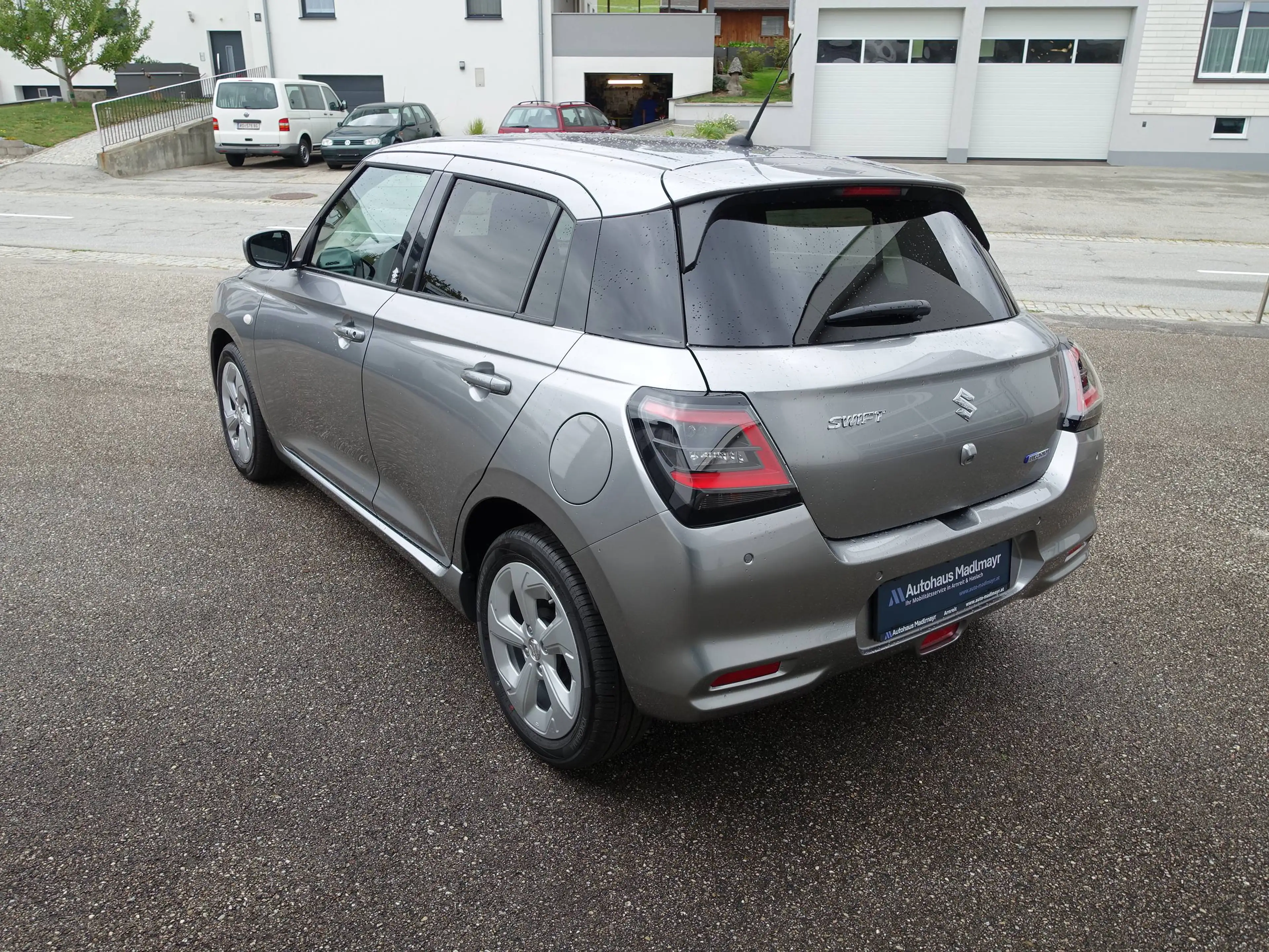 Suzuki Swift SWIFT 1.2 HYBRID shine — photo 4