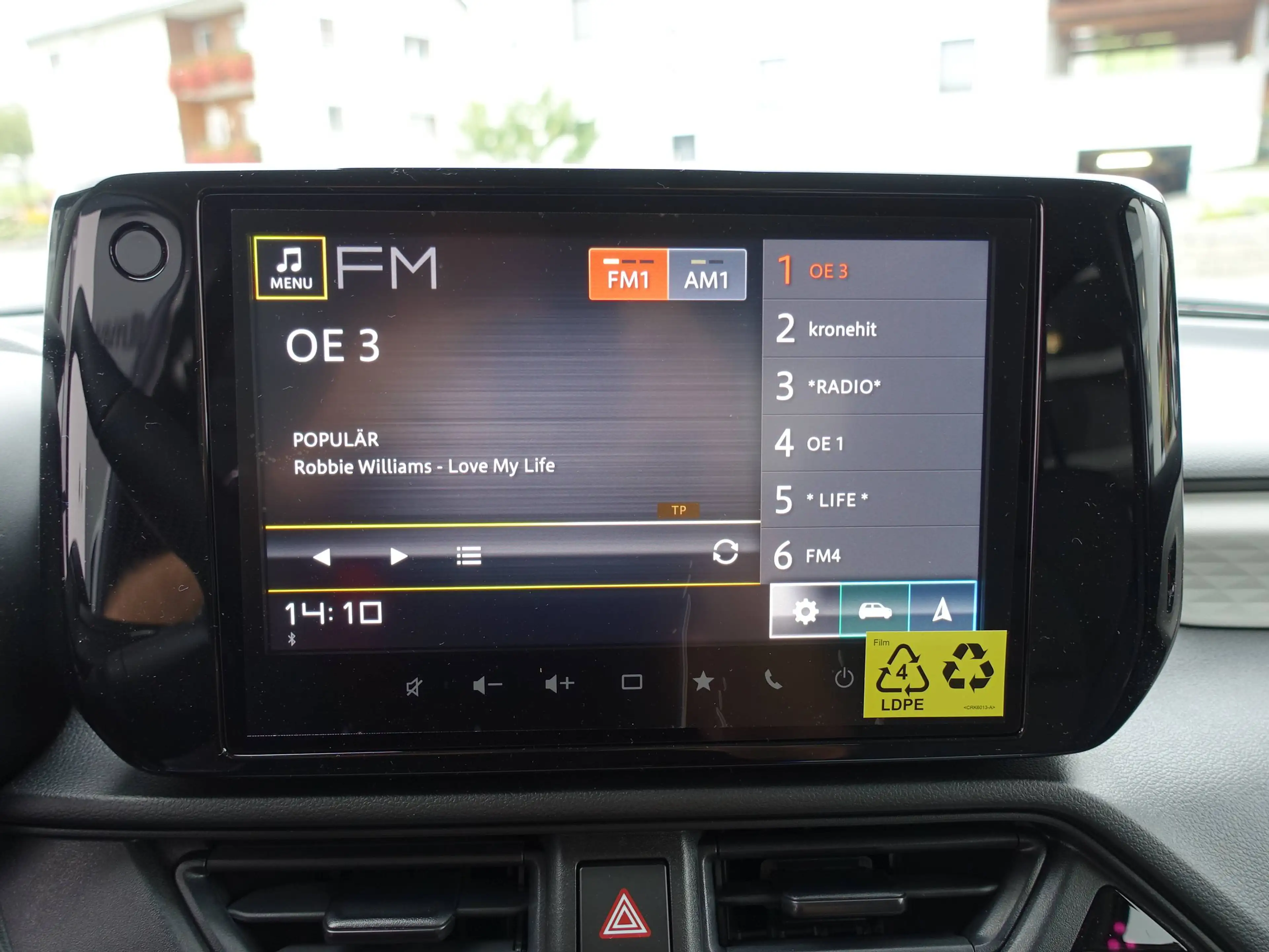 Suzuki Swift SWIFT 1.2 HYBRID shine — photo 12